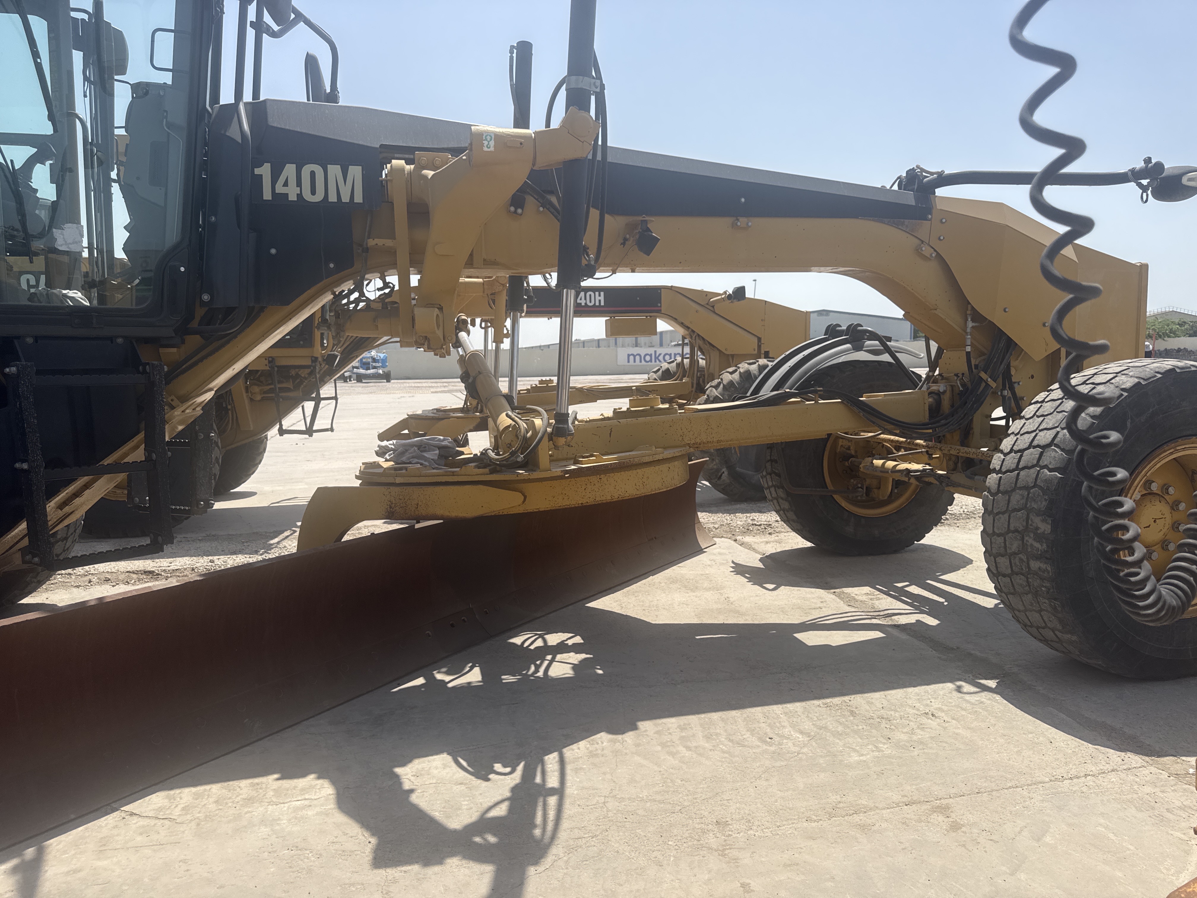 MGG-004-كاتربيلر-140M-VHP-Plus-كريدرات-فحص-الهيكل-الصبغ-1