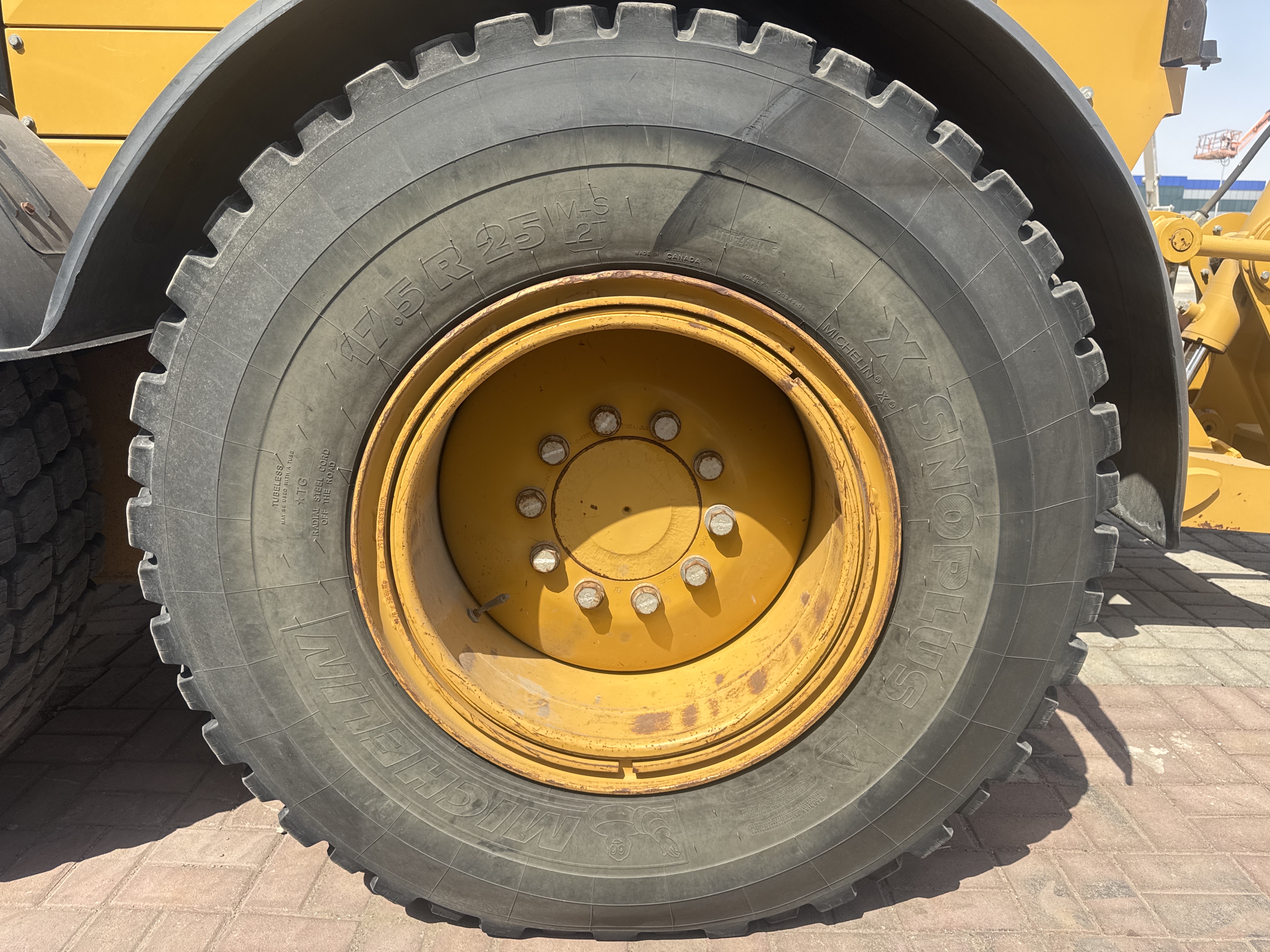 MGG-004-كاتربيلر-140M-VHP-Plus-كريدرات-فحص-الهيكل-الإطار-الخلفي-الأيسر-/-محور-العجلة---الحالة-1