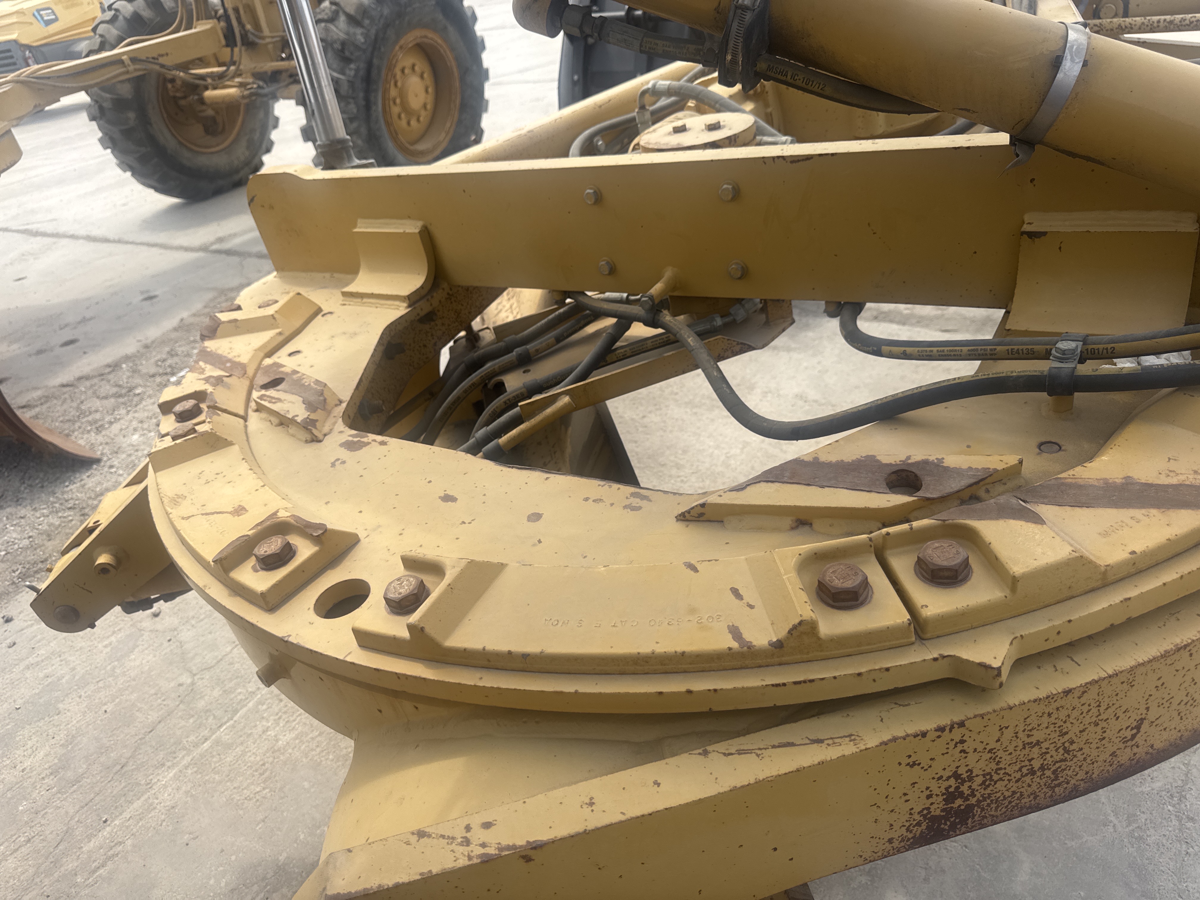 MGG-004-كاتربيلر-140M-VHP-Plus-كريدرات-فحص-الهيكل-القرص-الدوار-1