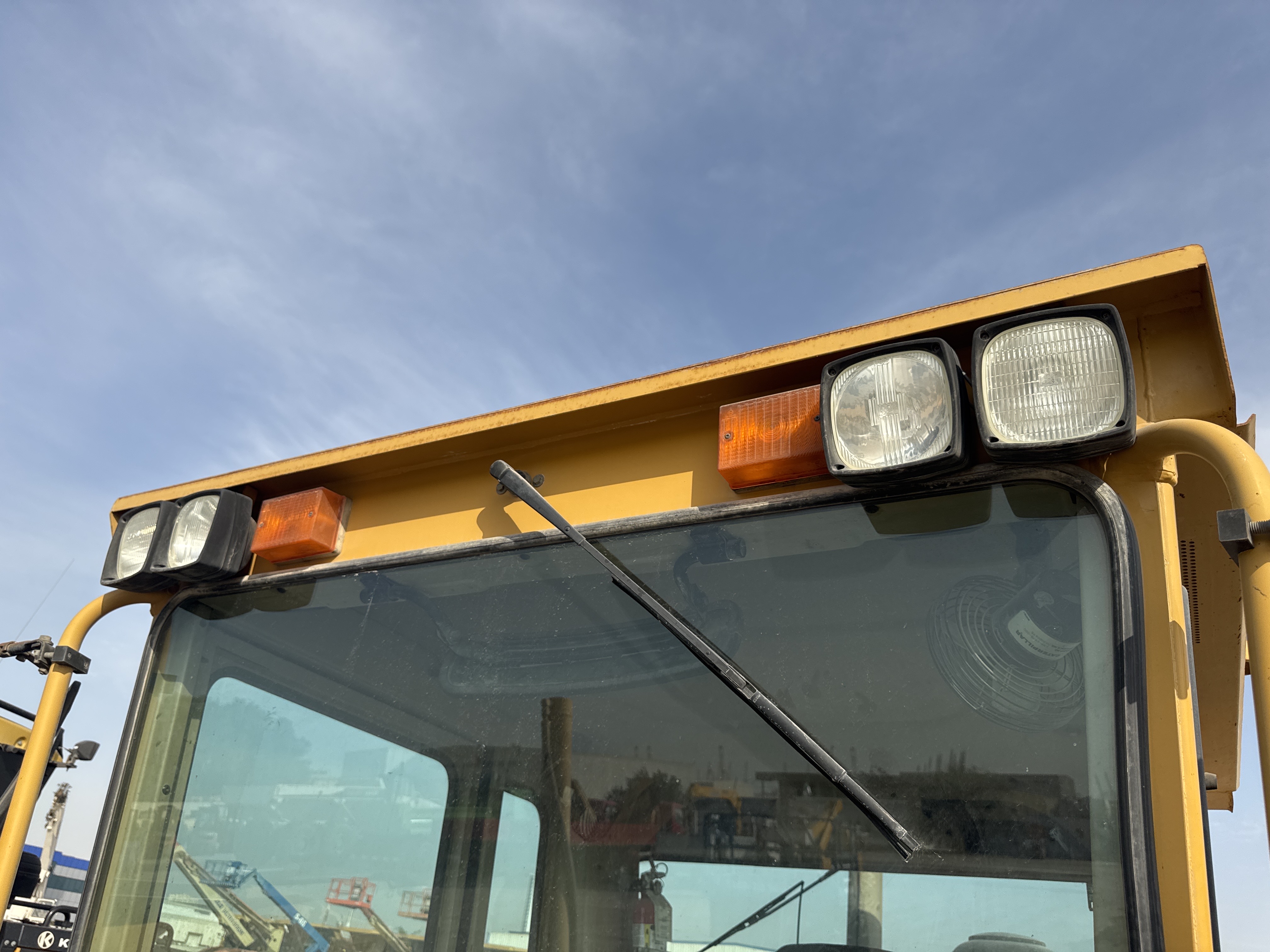MGG-005-Cat-140H-Motor-graders-inspection-Structure-Exterior-lights-1