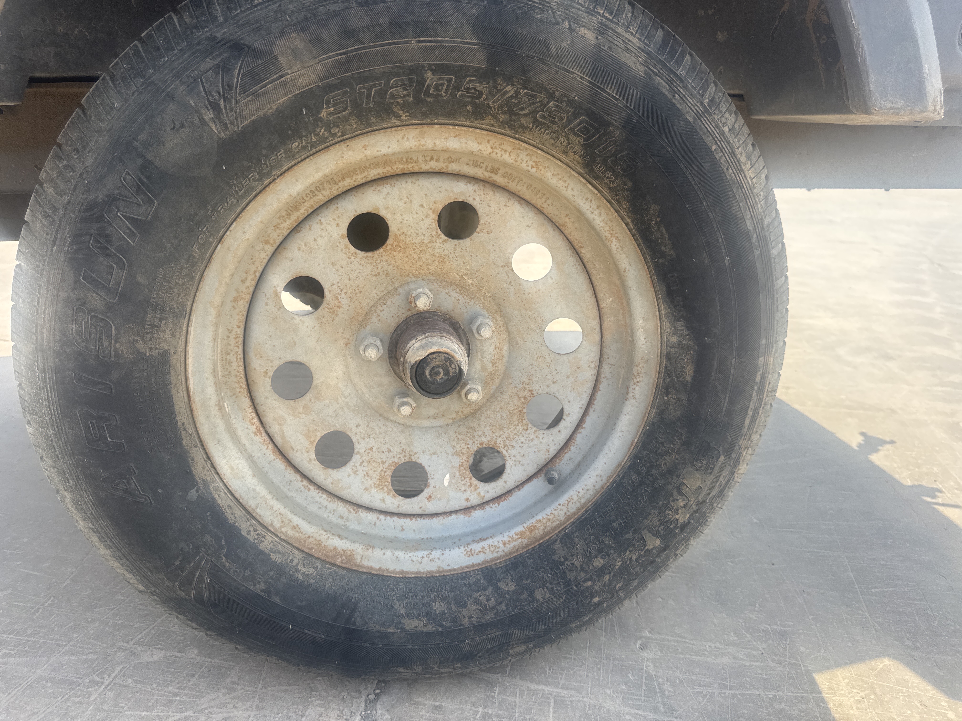 ACA-013-أطلس-كوبكو-XAS-185-T4F-كومبريسرات-هواء-فحص-الهيكل-حالة-الإطار-الأيمن-/-محور-العجلة-1