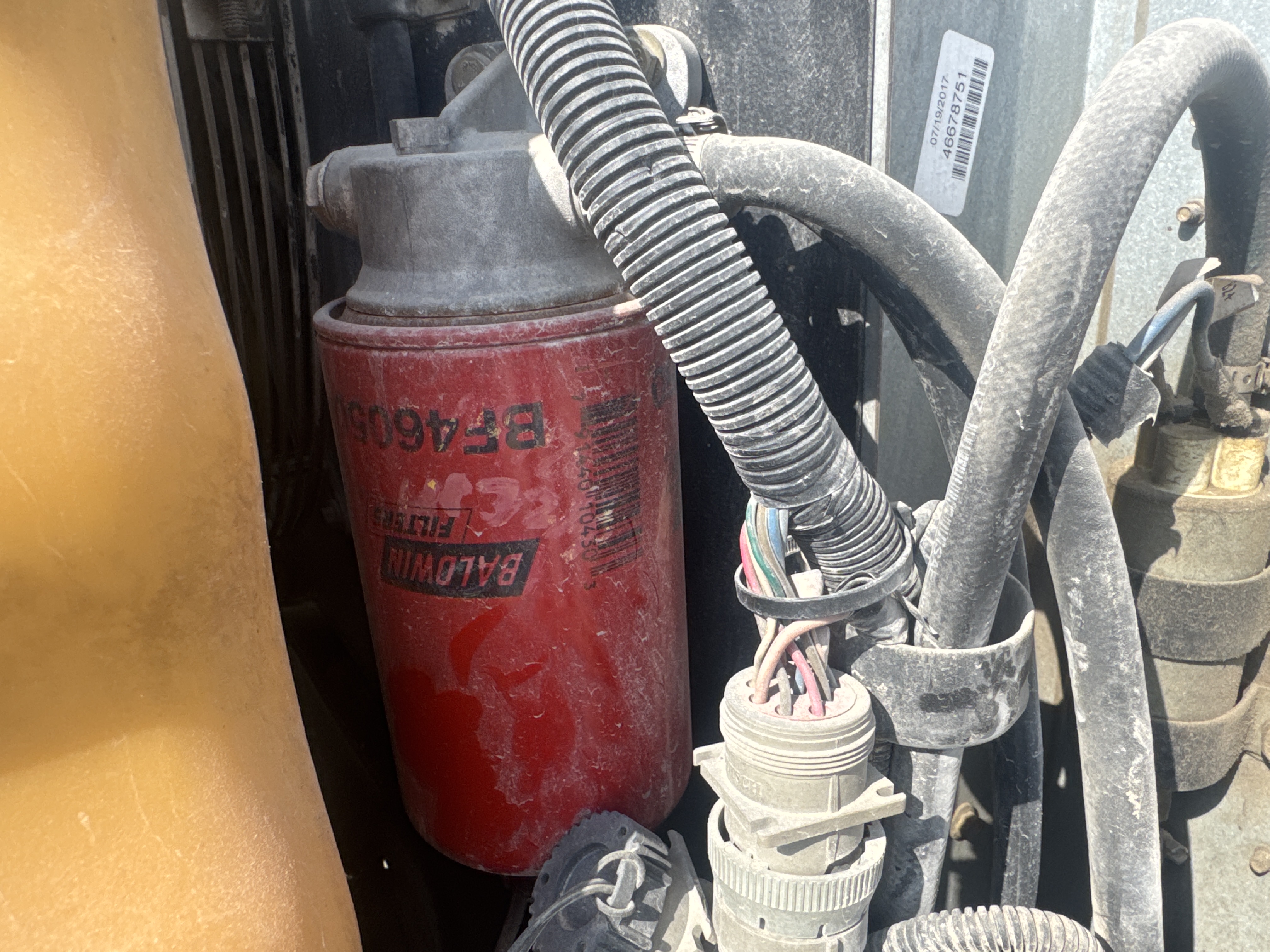 ACA-002-IR-Doosan-C185-T4F-Air-compressors-inspection-Engine-Fuel-leaks-1
