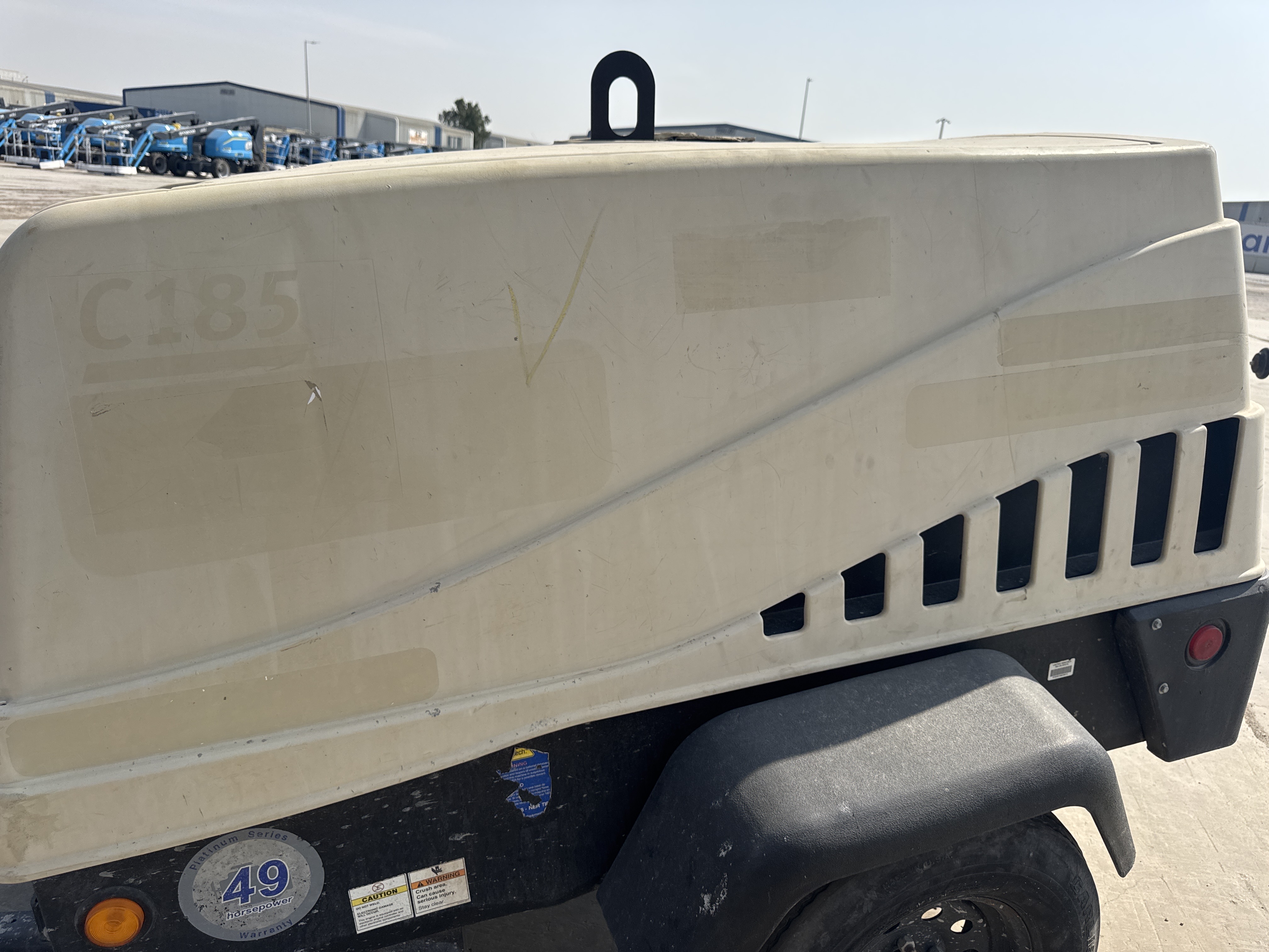 ACA-002-IR-Doosan-C185-T4F-Air-compressors-inspection-Structure-Paint-1