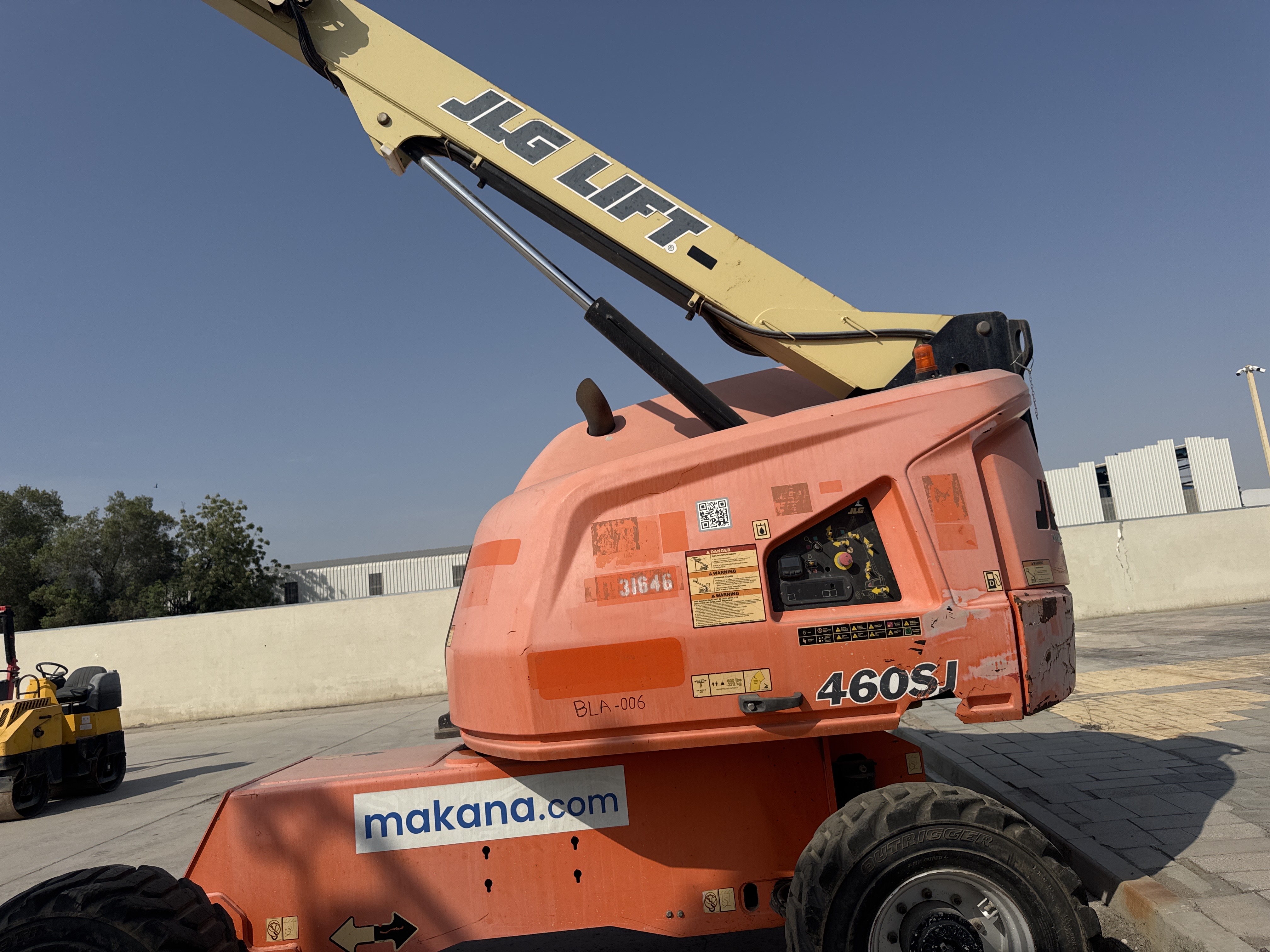 BLA-006-JLG-460SJ-Boom-lifts-inspection-Structure-Paint-1