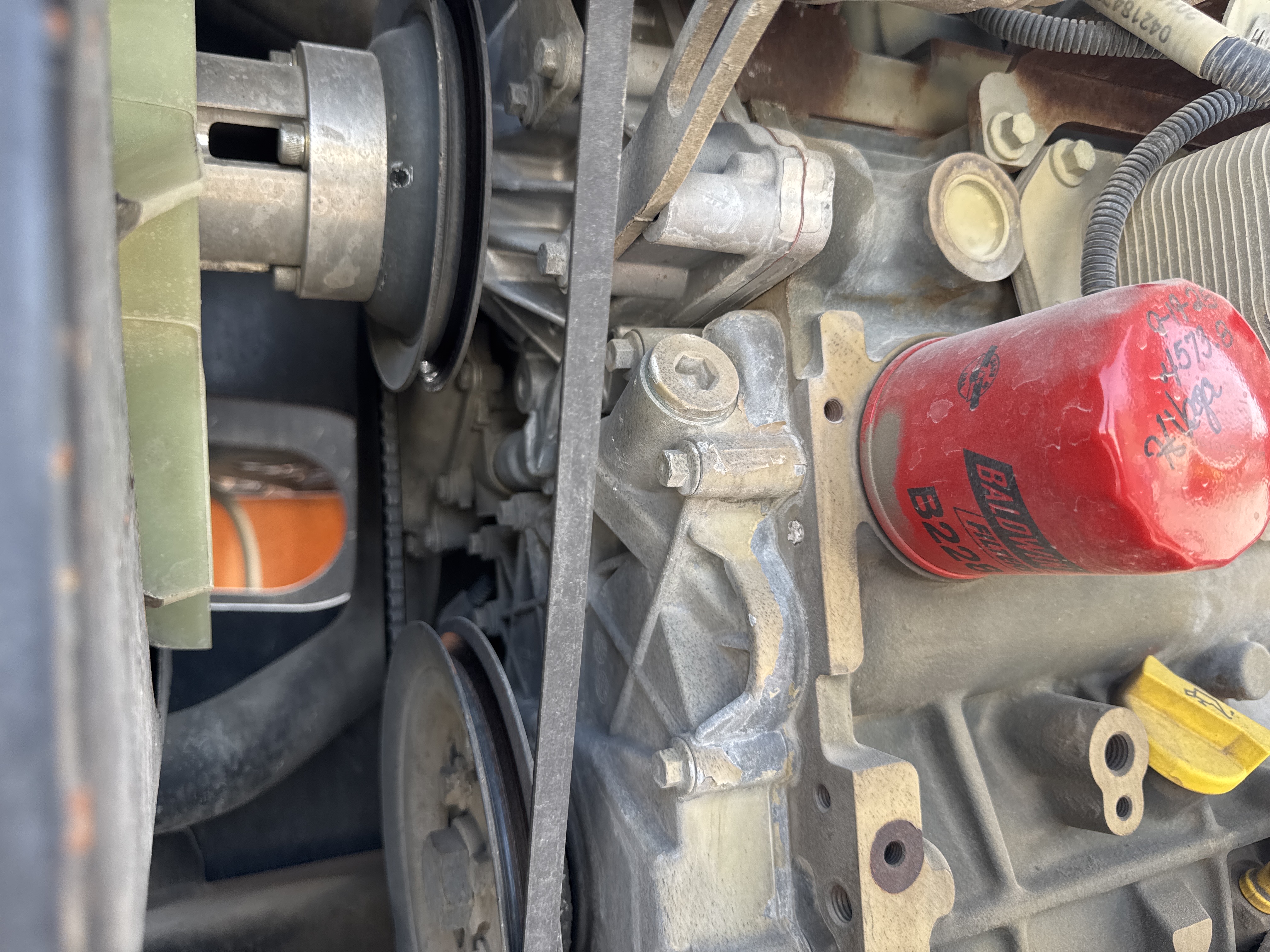 BLA-006-JLG-460SJ-Boom-lifts-inspection-Engine-Belts-1
