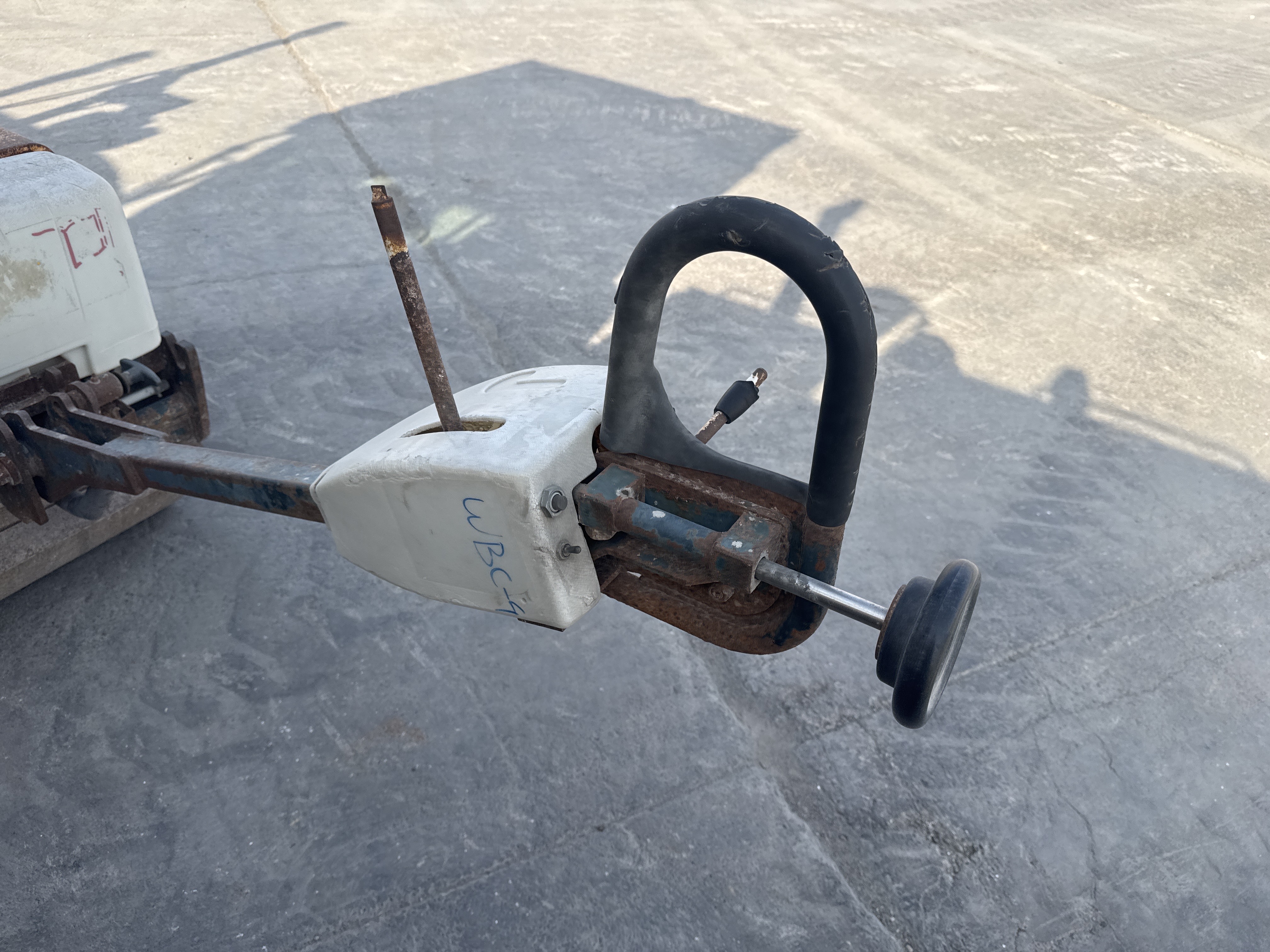 WBC-004-Sakai-HV61ST-Walk-behind-rollers-inspection-Structure-Handle-1