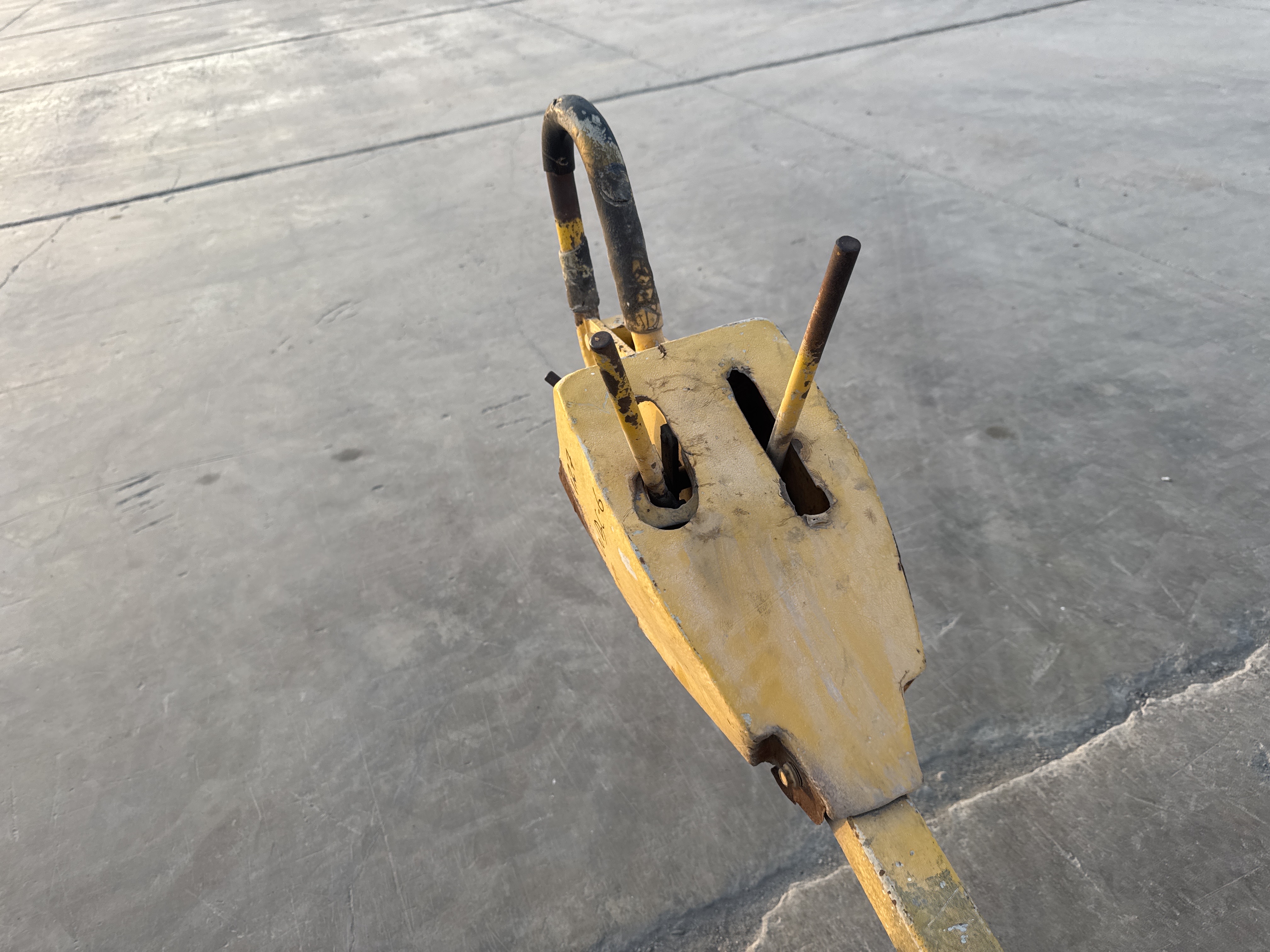 WBC-006-Sakai-HV60-Walk-behind-rollers-inspection-Structure-Handle-1