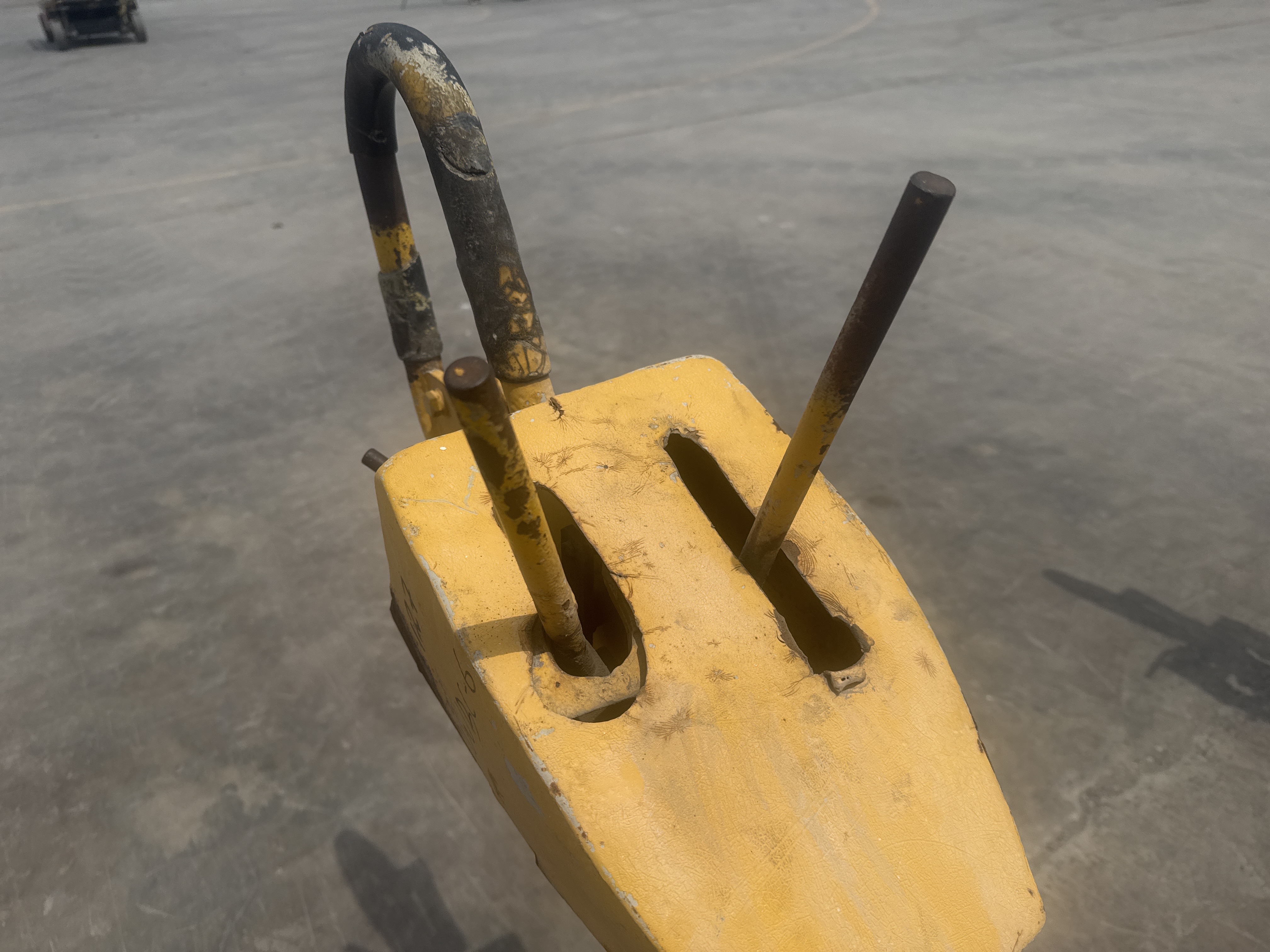 WBC-006-Sakai-HV60-Walk-behind-rollers-inspection-Drive-system-Direction-control-1