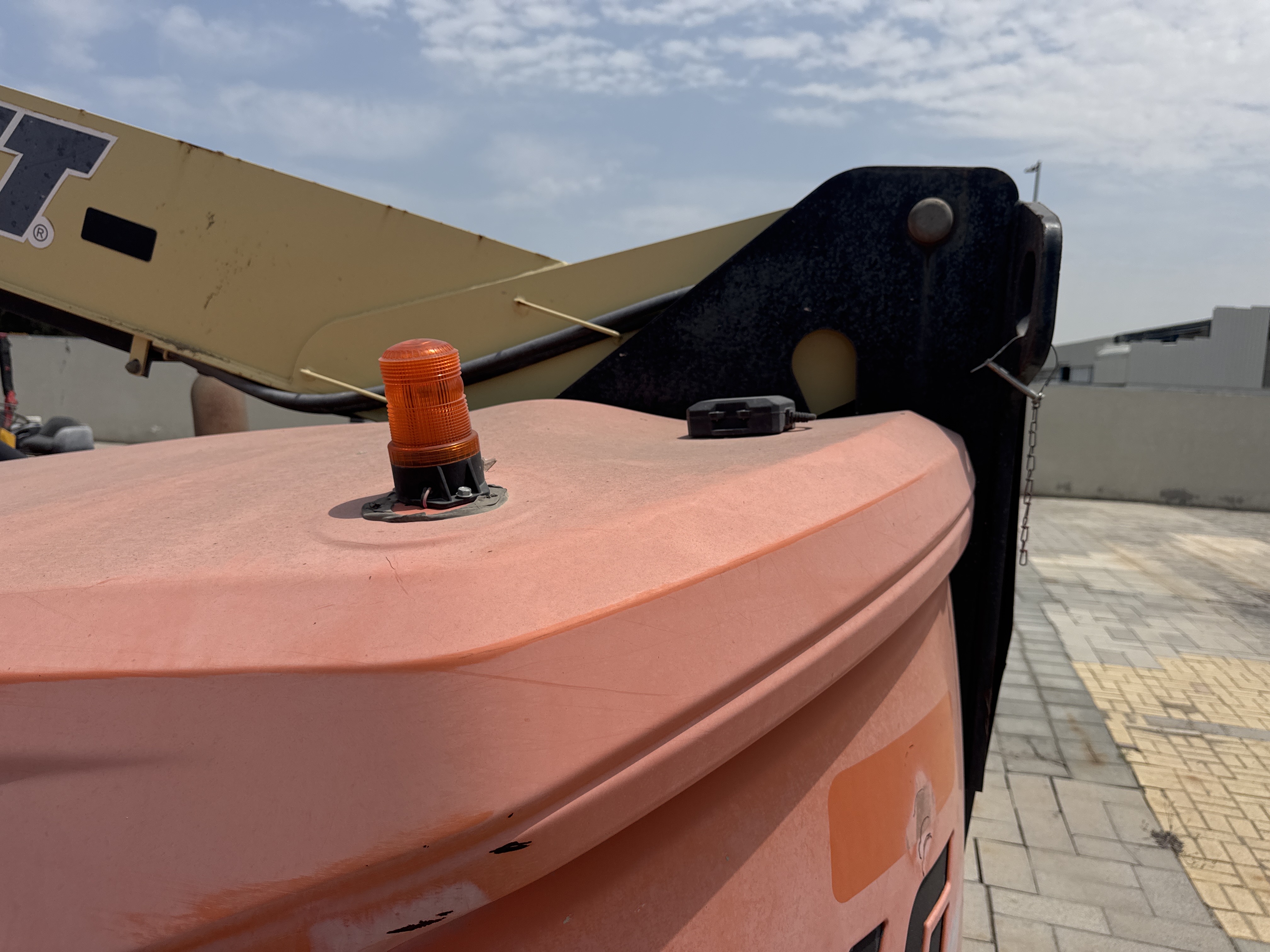 BLA-006-JLG-460SJ-Boom-lifts-inspection-Chassis-Boom-frame-1