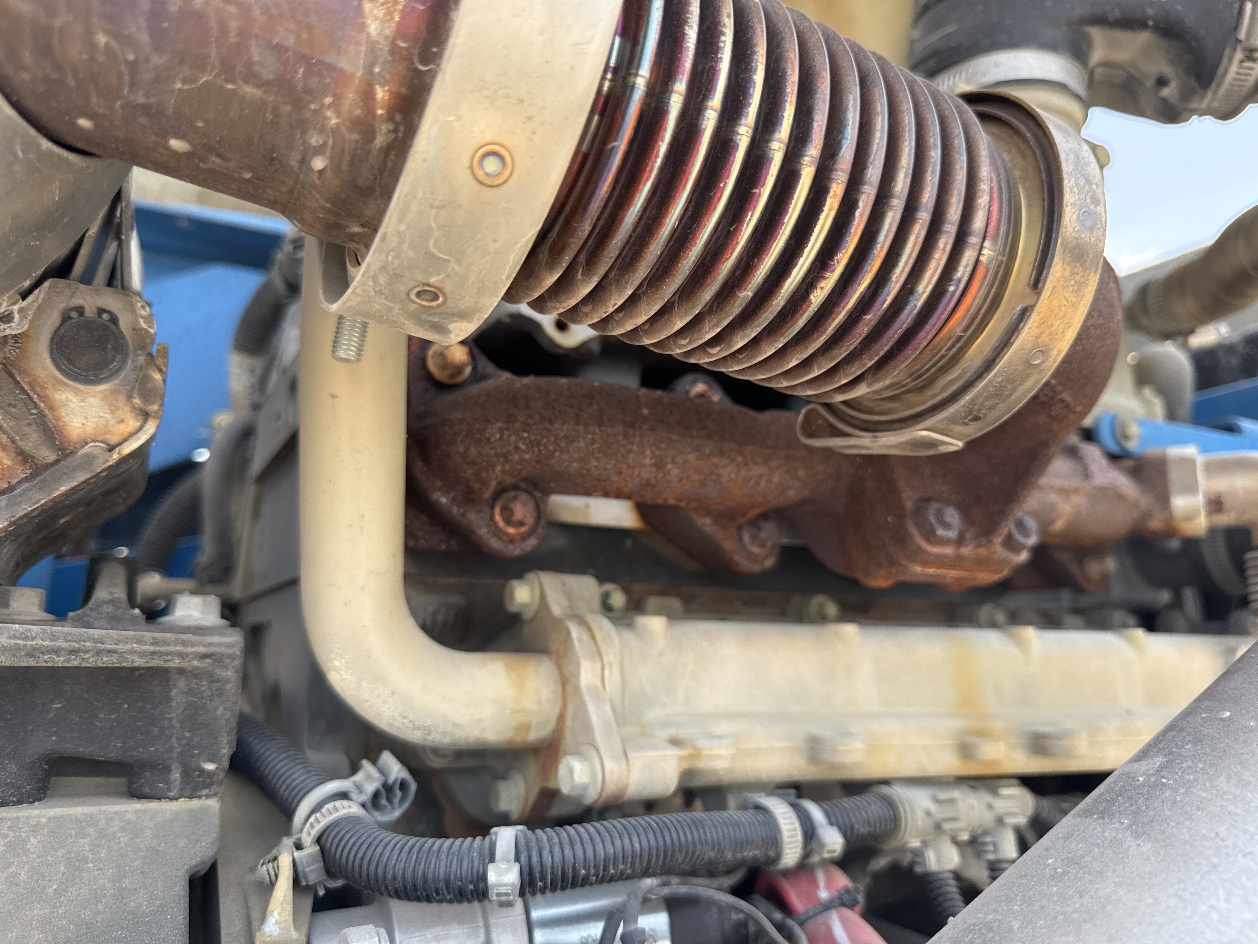 BLA-014-Genie-S-40-Boom-lifts-inspection-Engine-Exhaust-system-1