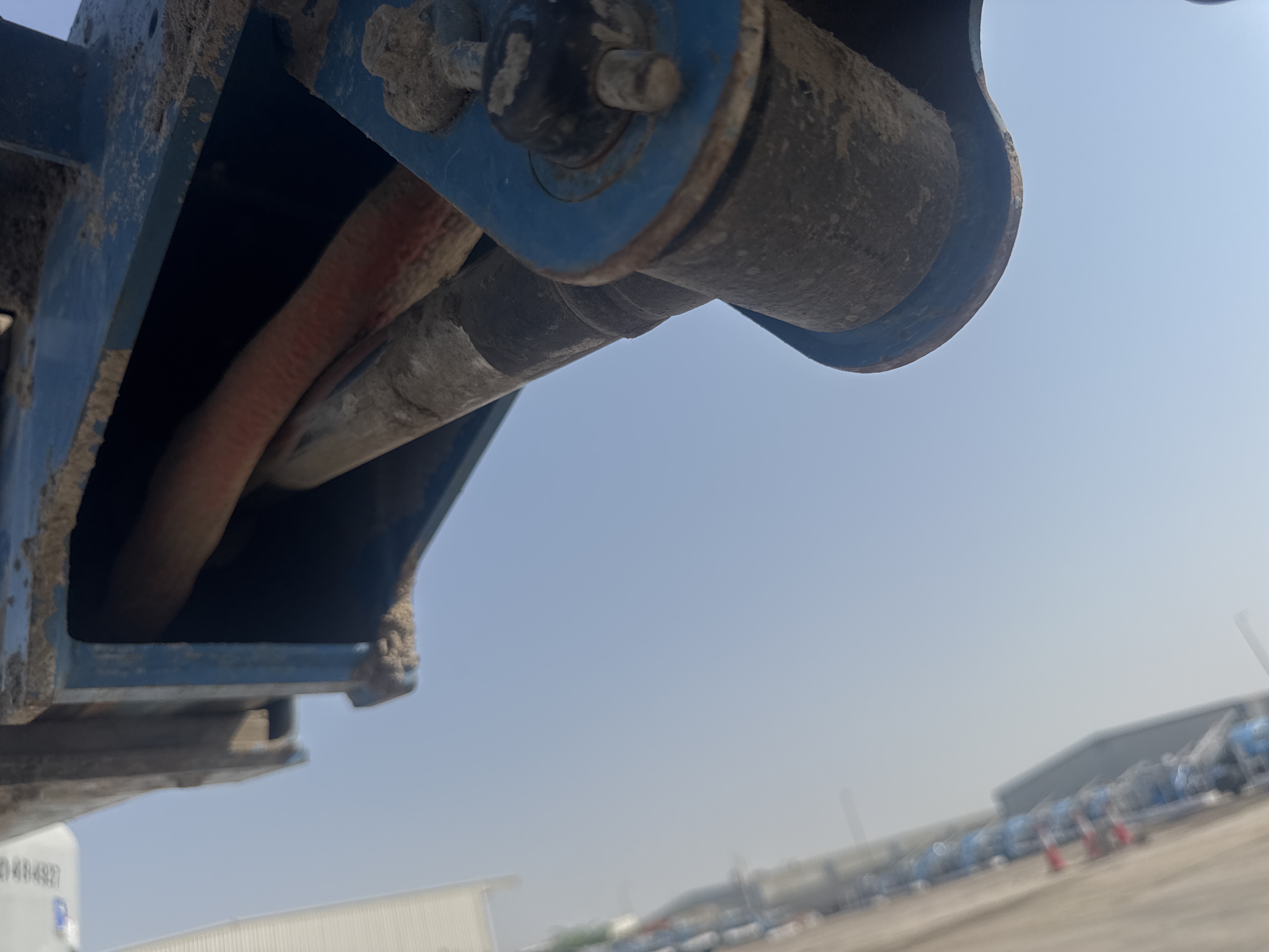 BLA-014-Genie-S-40-Boom-lifts-inspection-Chassis-Boom-extension-cylinder-1