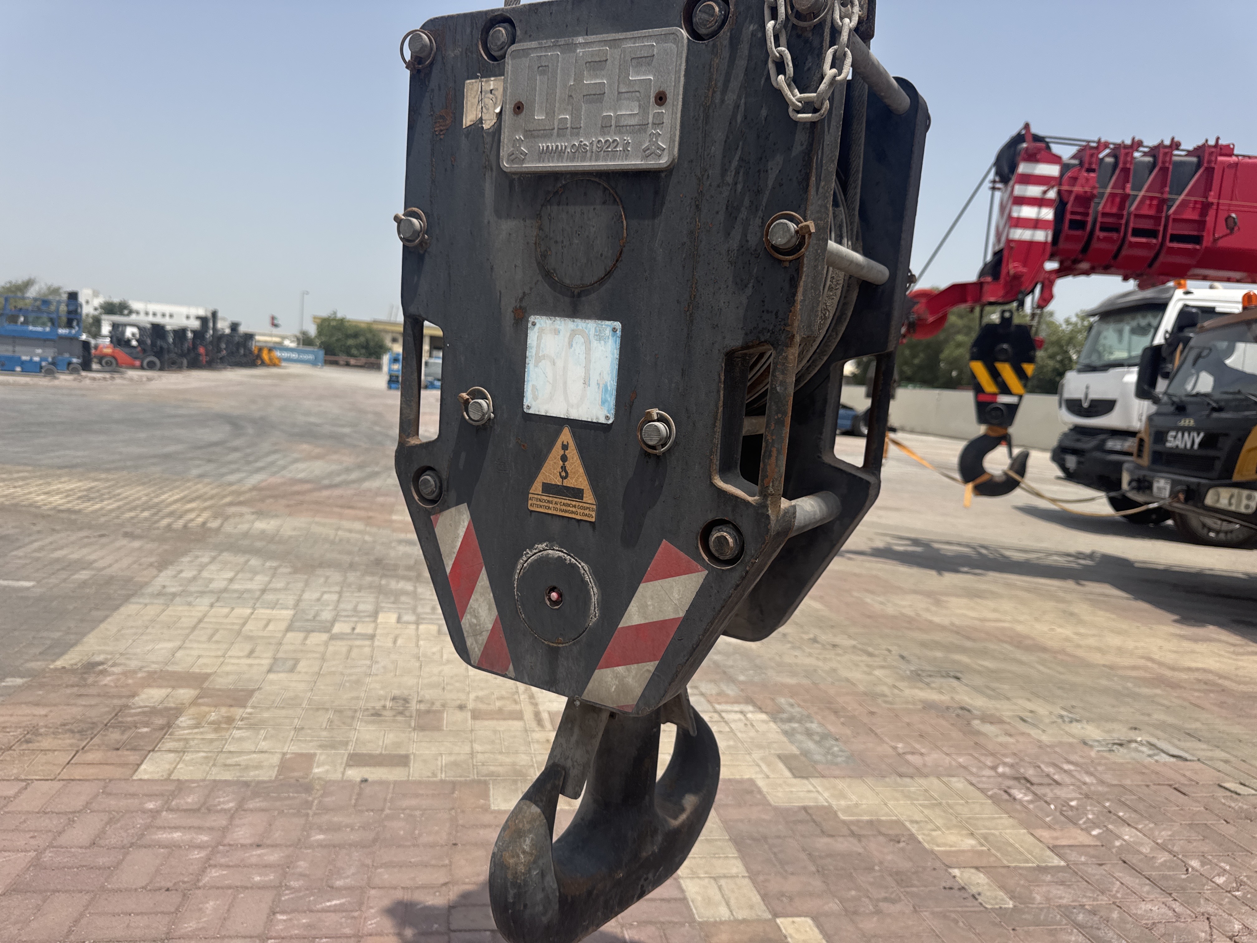 RTC-001-Manotti-ARM-550-Rough-terrain-cranes-inspection-Structure-Main-hook-1
