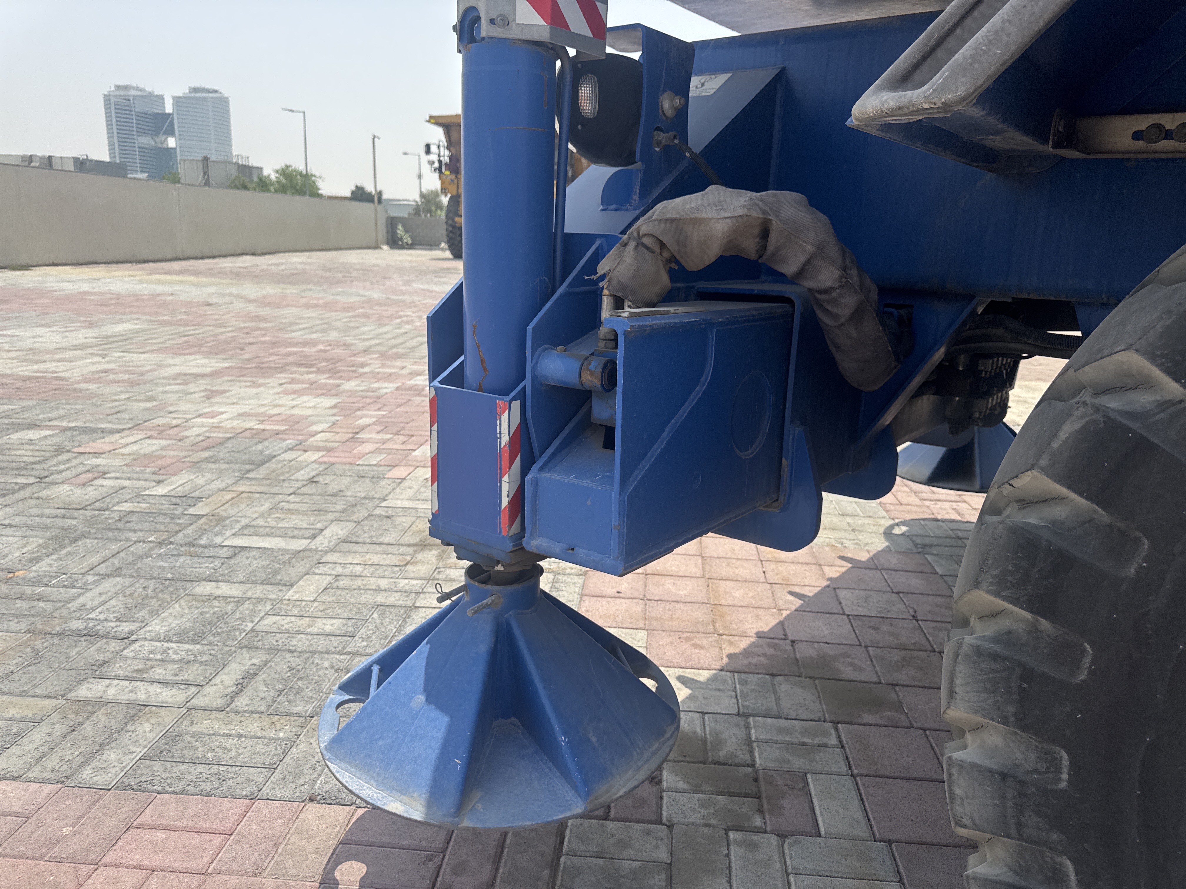 RTC-001-Manotti-ARM-550-Rough-terrain-cranes-inspection-Structure-Outriggers-1