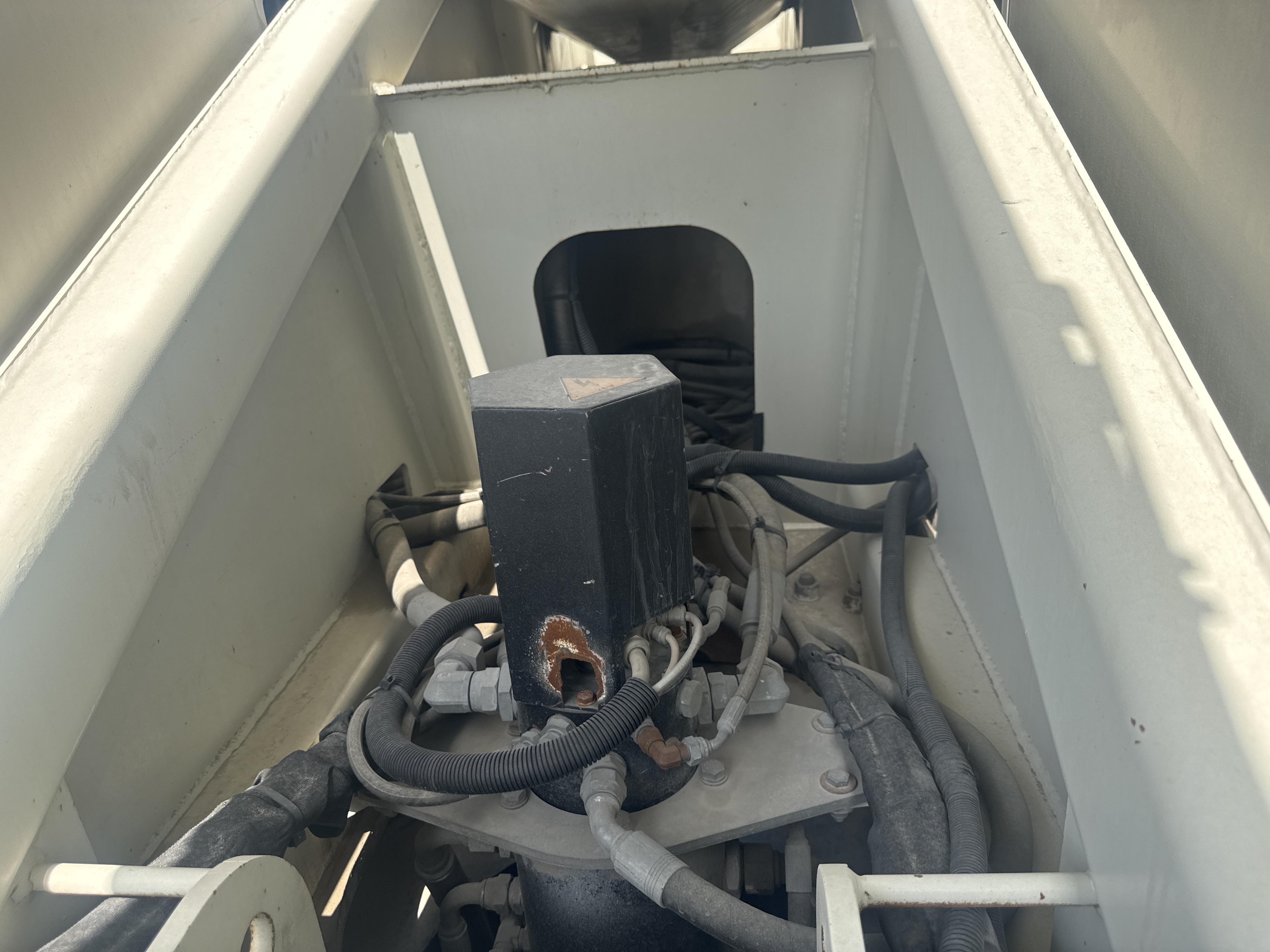RTC-001-Manotti-ARM-550-Rough-terrain-cranes-inspection-Hydraulics-Hydraulic-hoses-and-lines-2