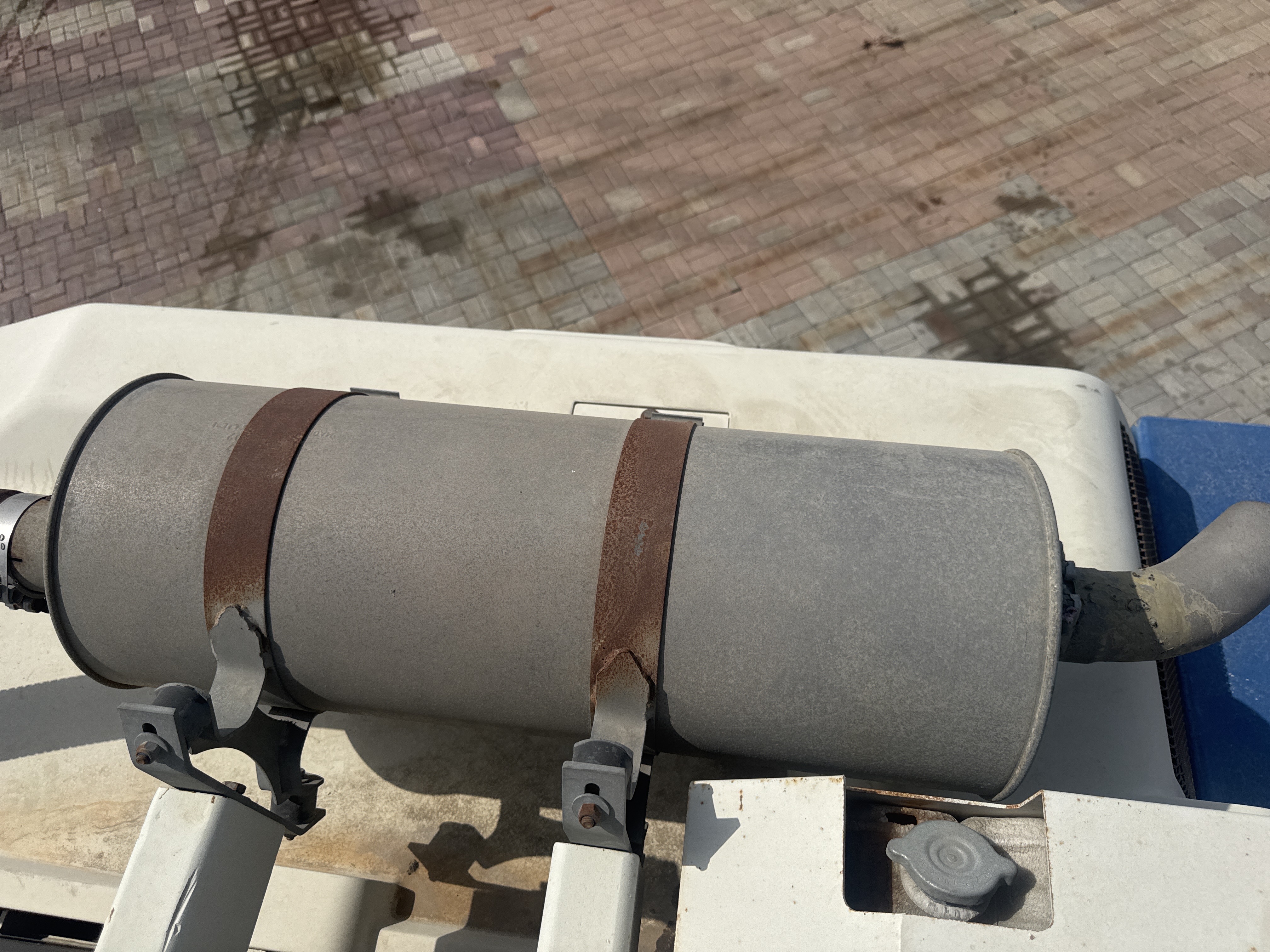 RTC-001-Manotti-ARM-550-Rough-terrain-cranes-inspection-Engine-Exhaust-system-1