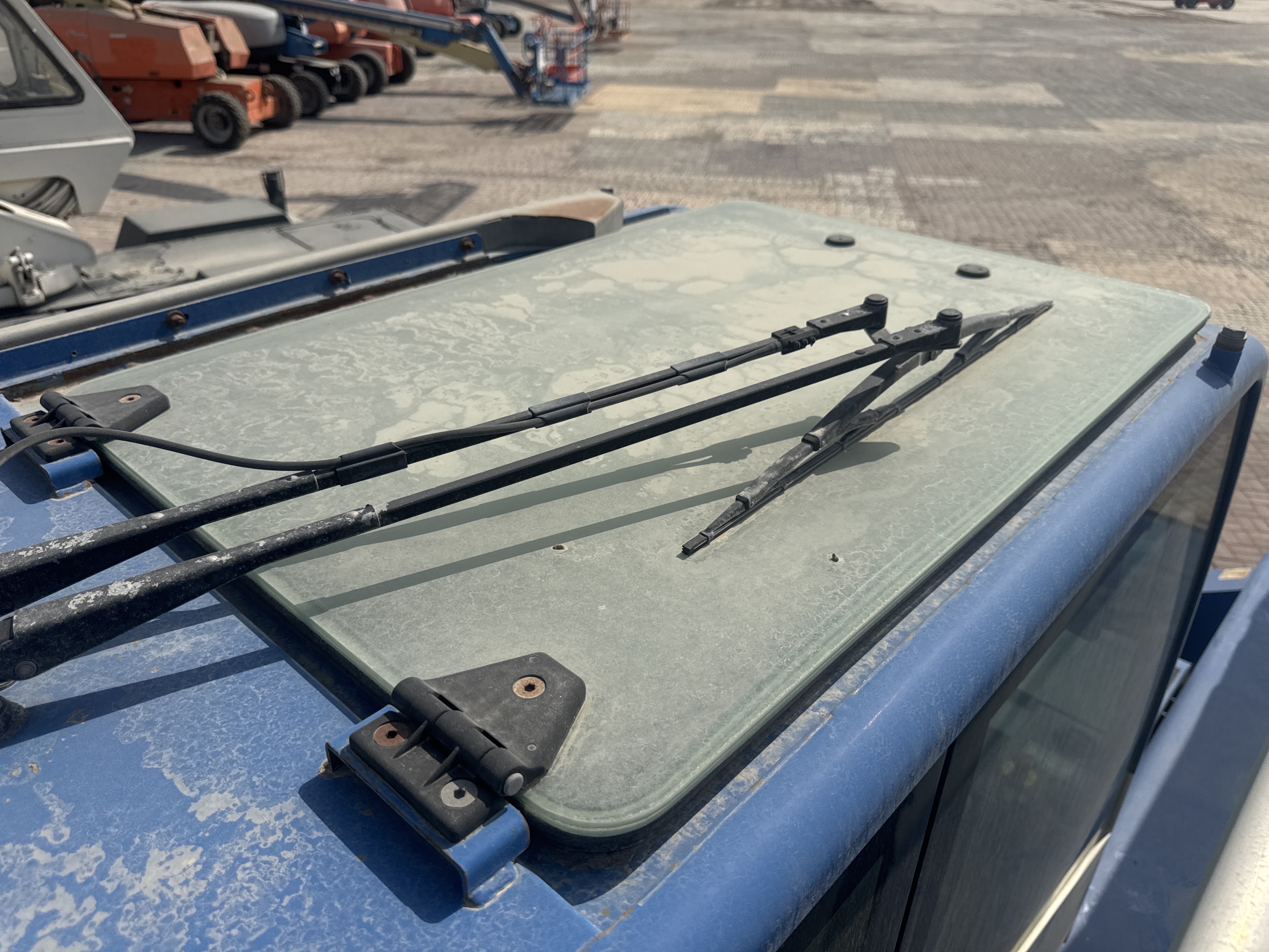 RTC-001-Manotti-ARM-550-Rough-terrain-cranes-inspection-Safety-Glass-1