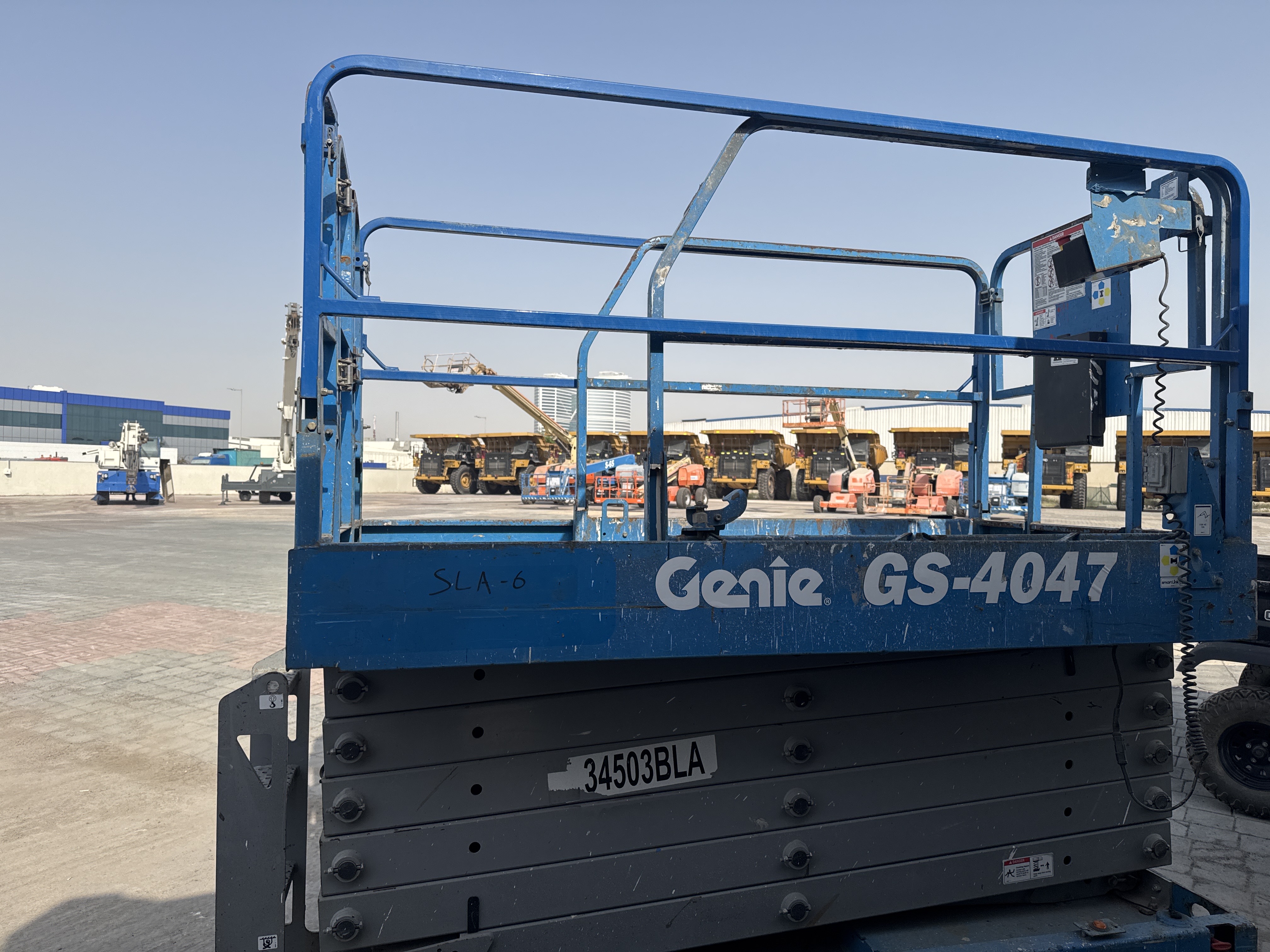 SLA-006-Genie-GS-4047-Scissor-lifts-inspection-Structure-Paint-1