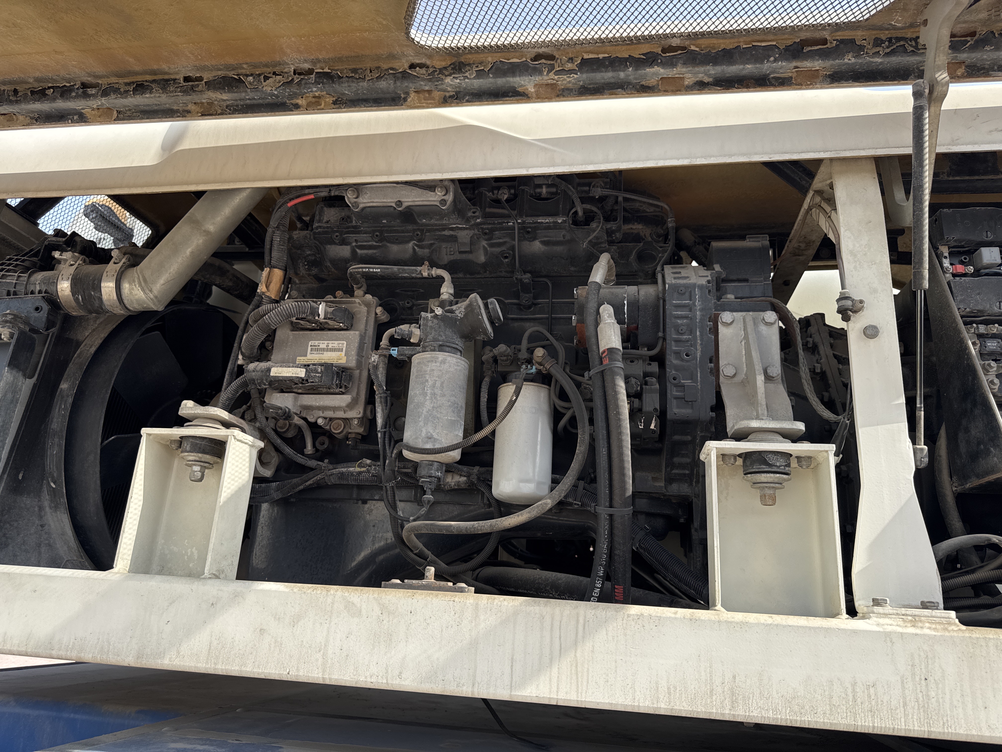 RTC-001-Manotti-ARM-550-Rough-terrain-cranes-inspection-Engine-Fuel-leaks-1