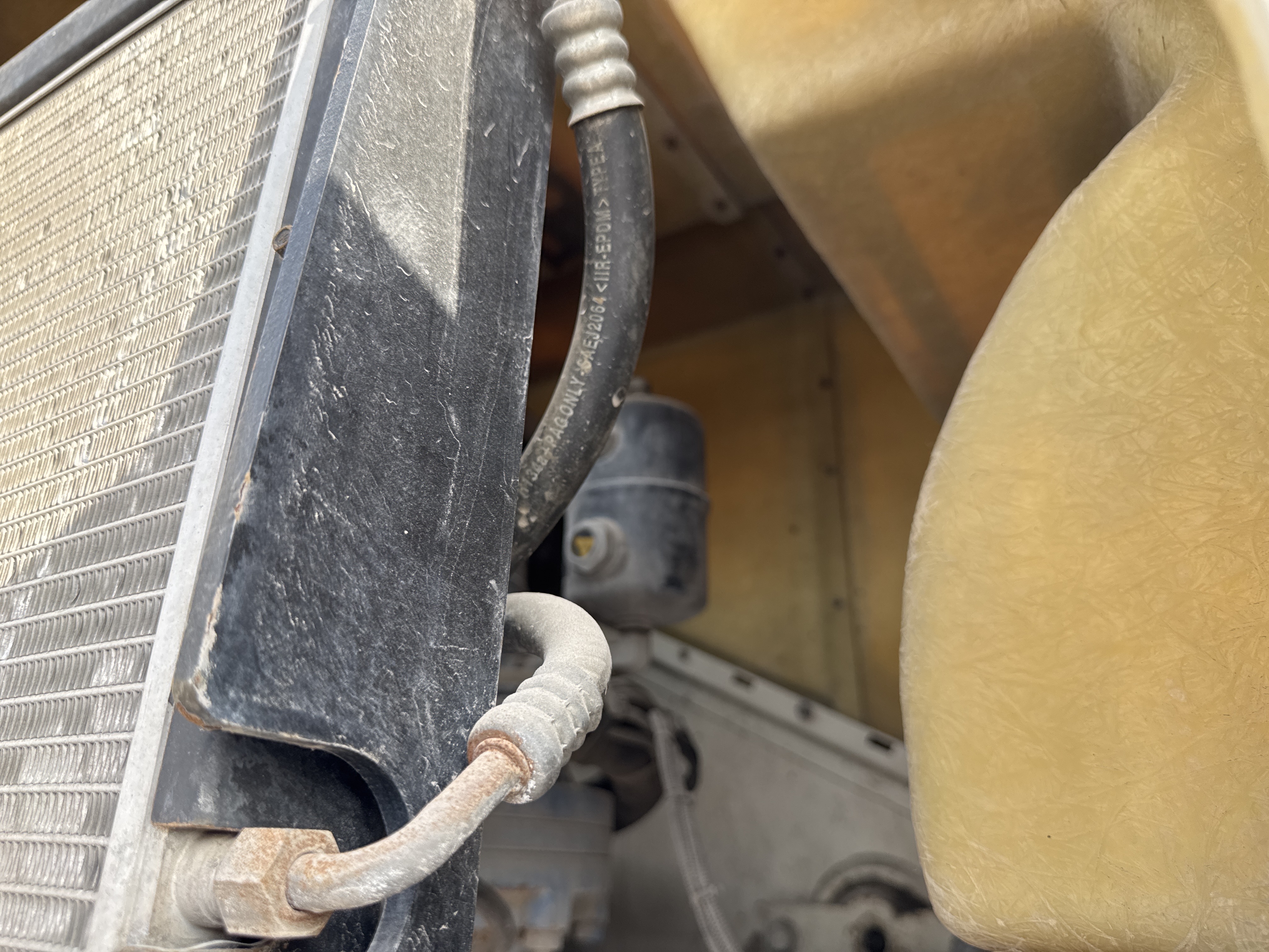 RTC-001-Manotti-ARM-550-Rough-terrain-cranes-inspection-Air-conditioning-Refrigerant-lines-1