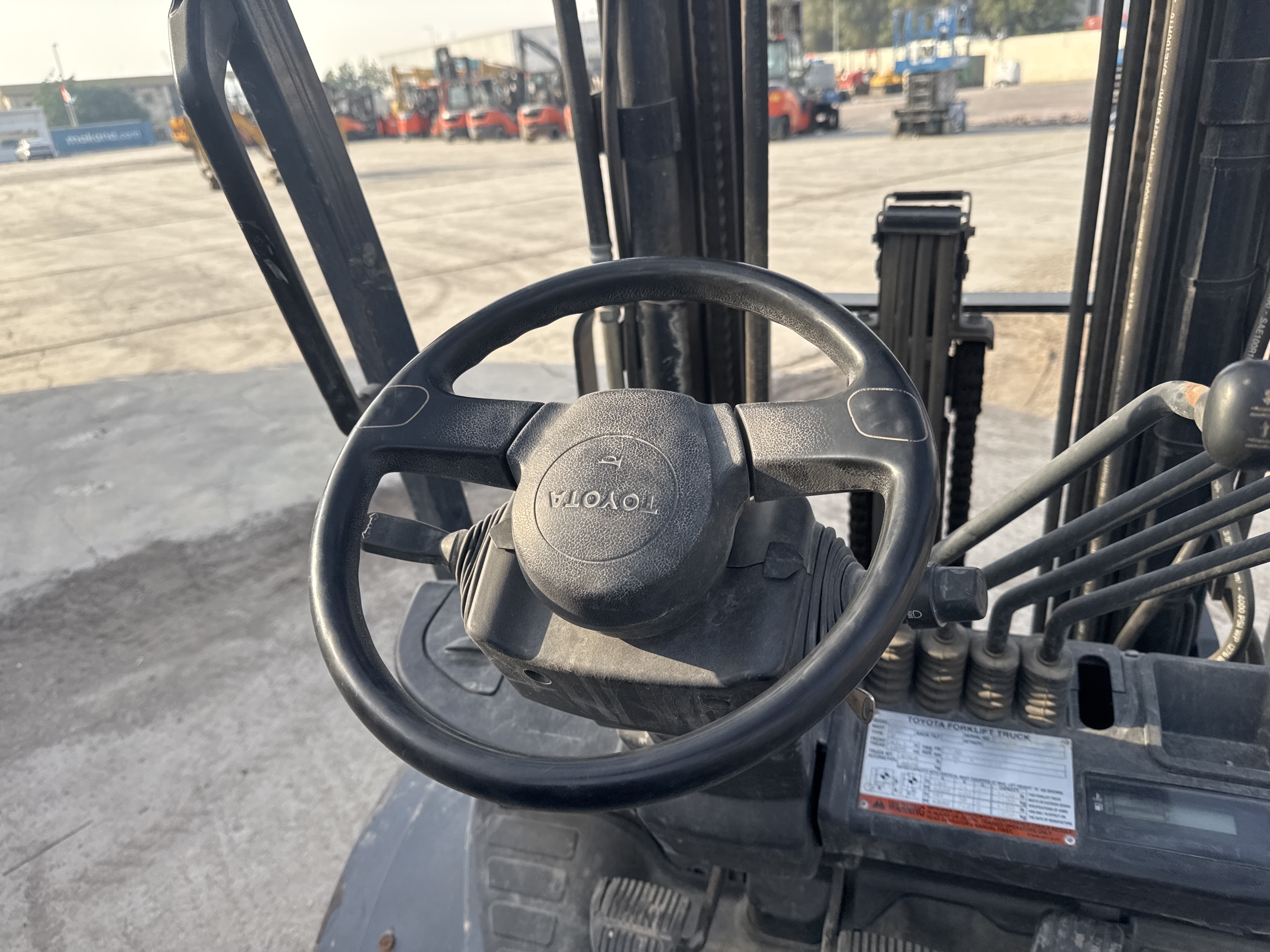 FLM-004-Toyota-8FDU25-Forklifts-inspection-Cabin-Steering-response-1