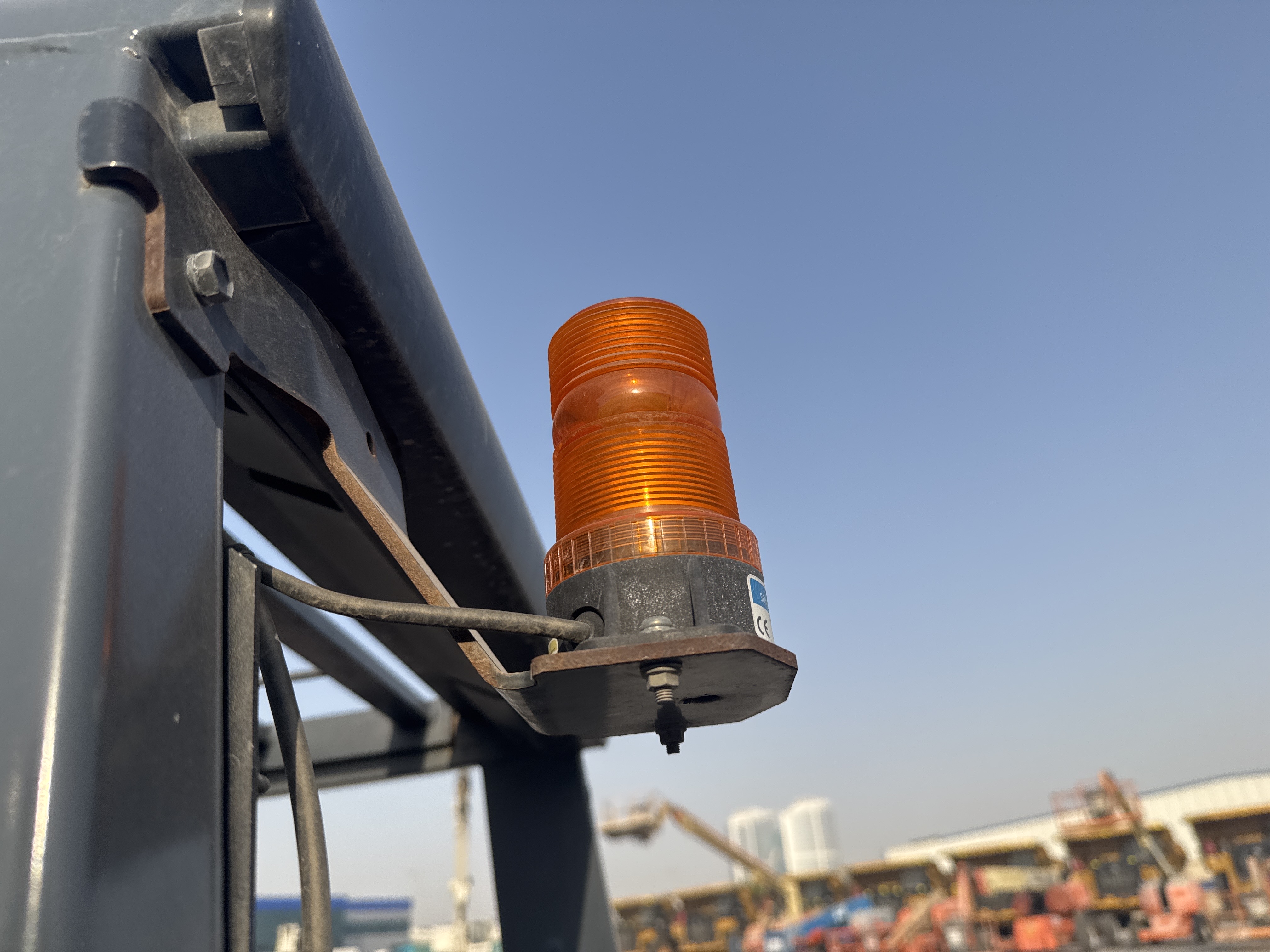 FLM-004-Toyota-8FDU25-Forklifts-inspection-Electronics-Lights-and-signals-1