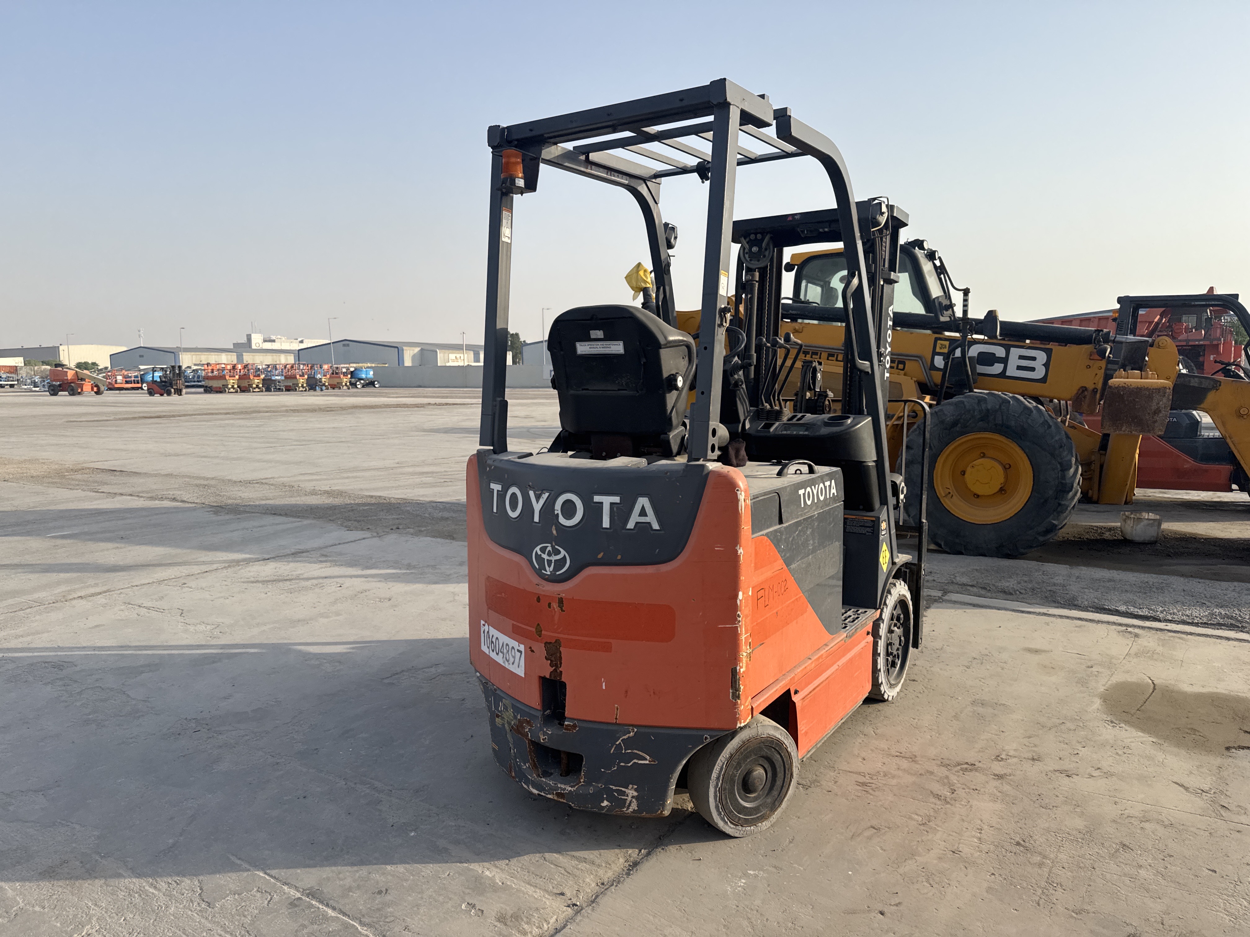 FLM-002-Toyota-8FBCU25-Forklifts-inspection-Structure-Paint-1