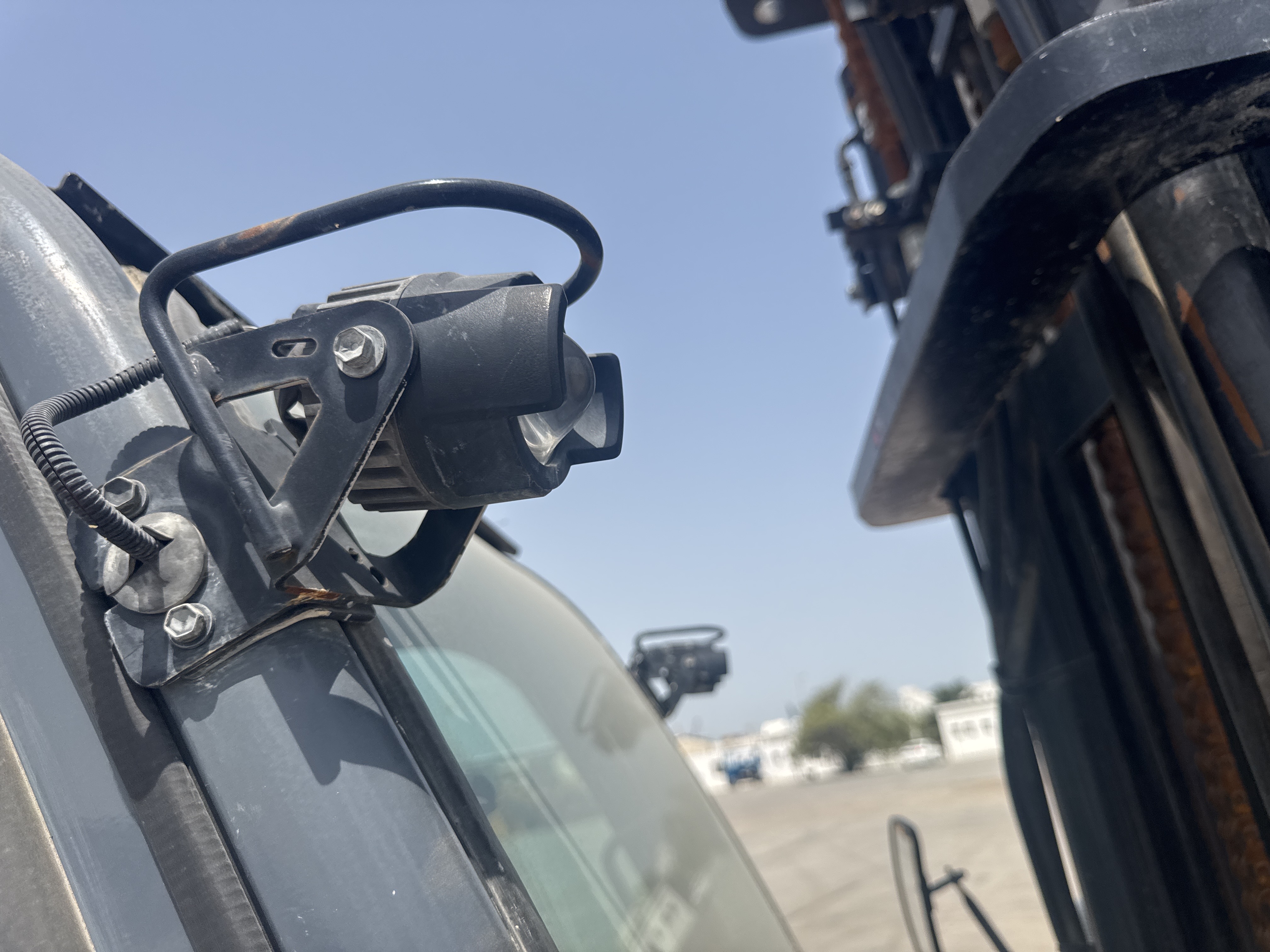 FLM-024-Toyota-8FD50U-Forklifts-inspection-Electronics-Lights-and-signals-1
