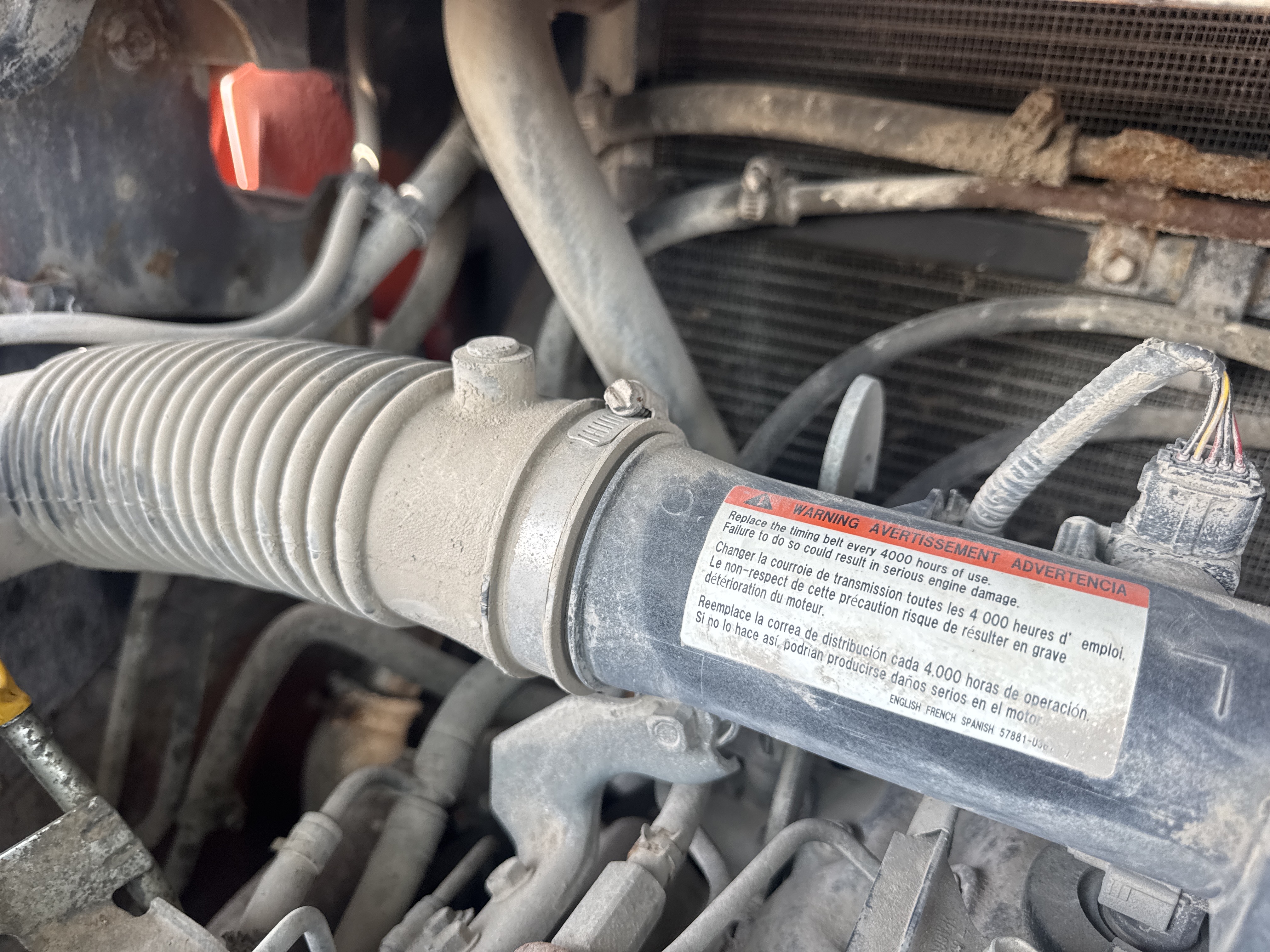 FLM-024-Toyota-8FD50U-Forklifts-inspection-Engine-Hoses-1