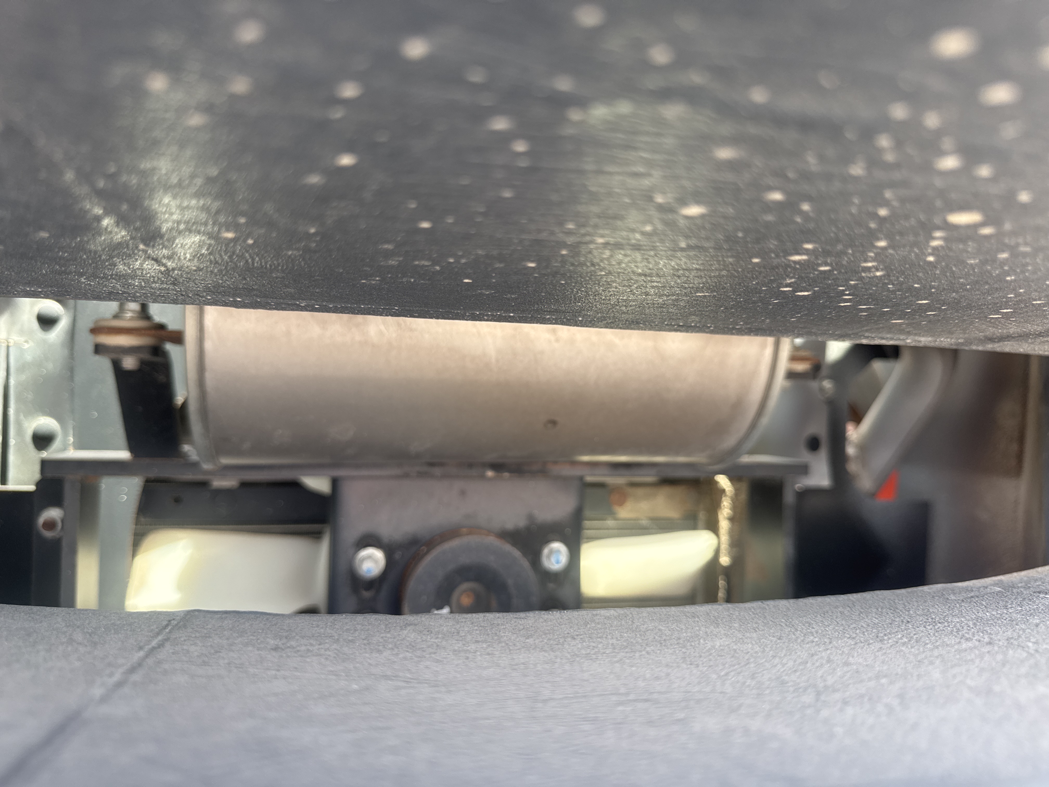 FLM-024-Toyota-8FD50U-Forklifts-inspection-Engine-Exhaust-system-1