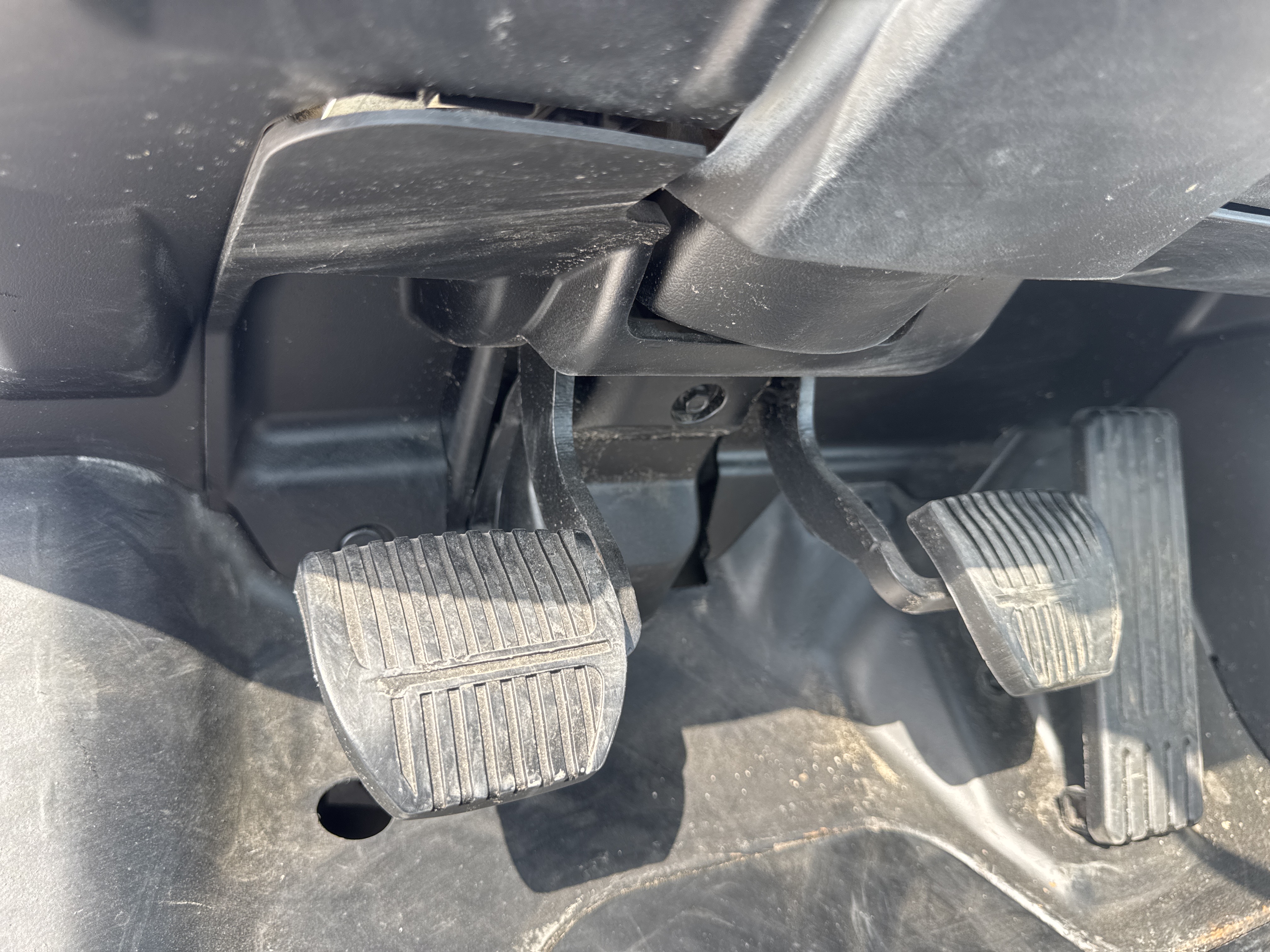 FLM-024-Toyota-8FD50U-Forklifts-inspection-Safety-Brake-system-1
