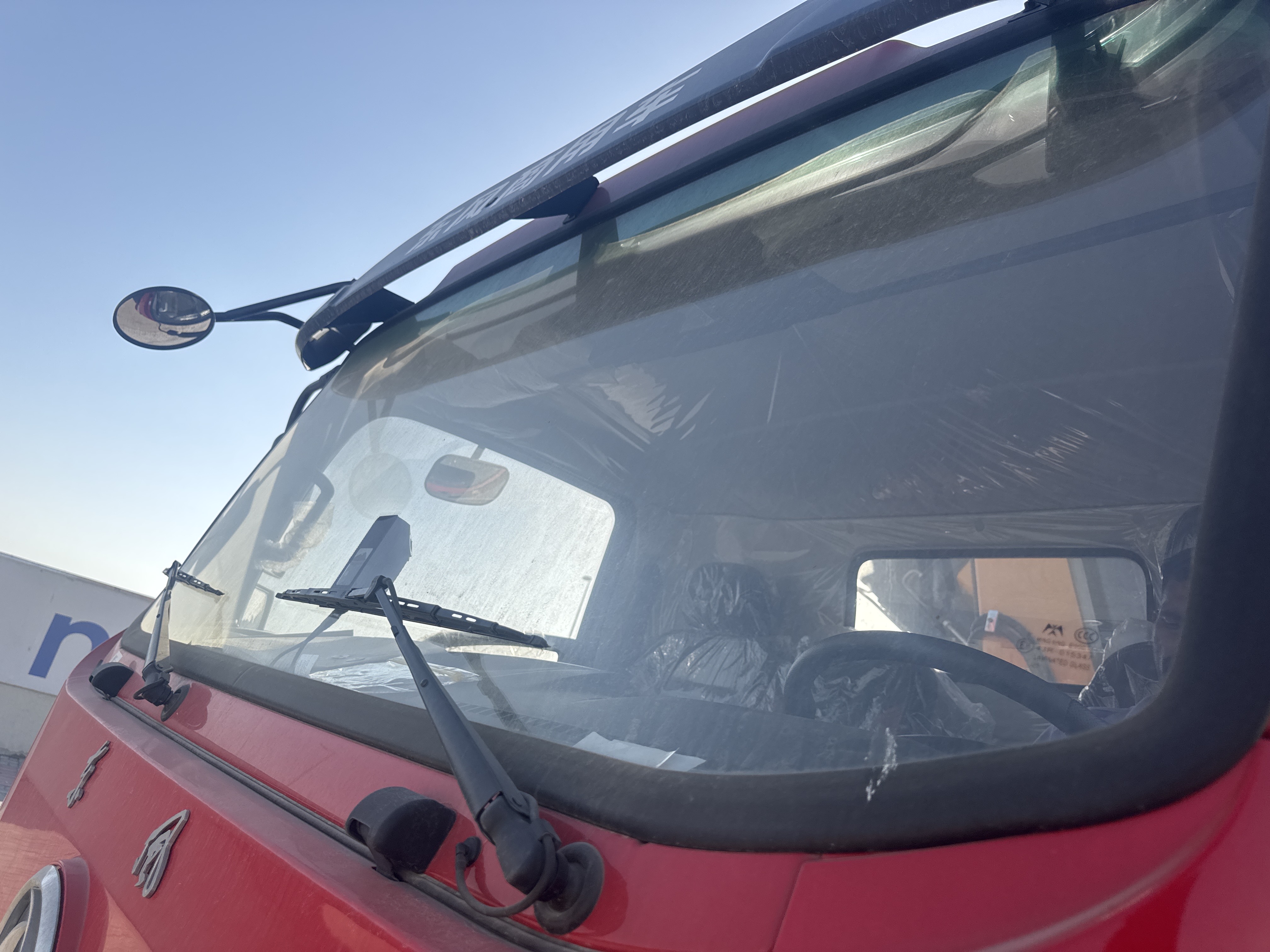 BTC-003-XCMG-SQZ200-Boom-truck-cranes-inspection-Safety-Glass-1