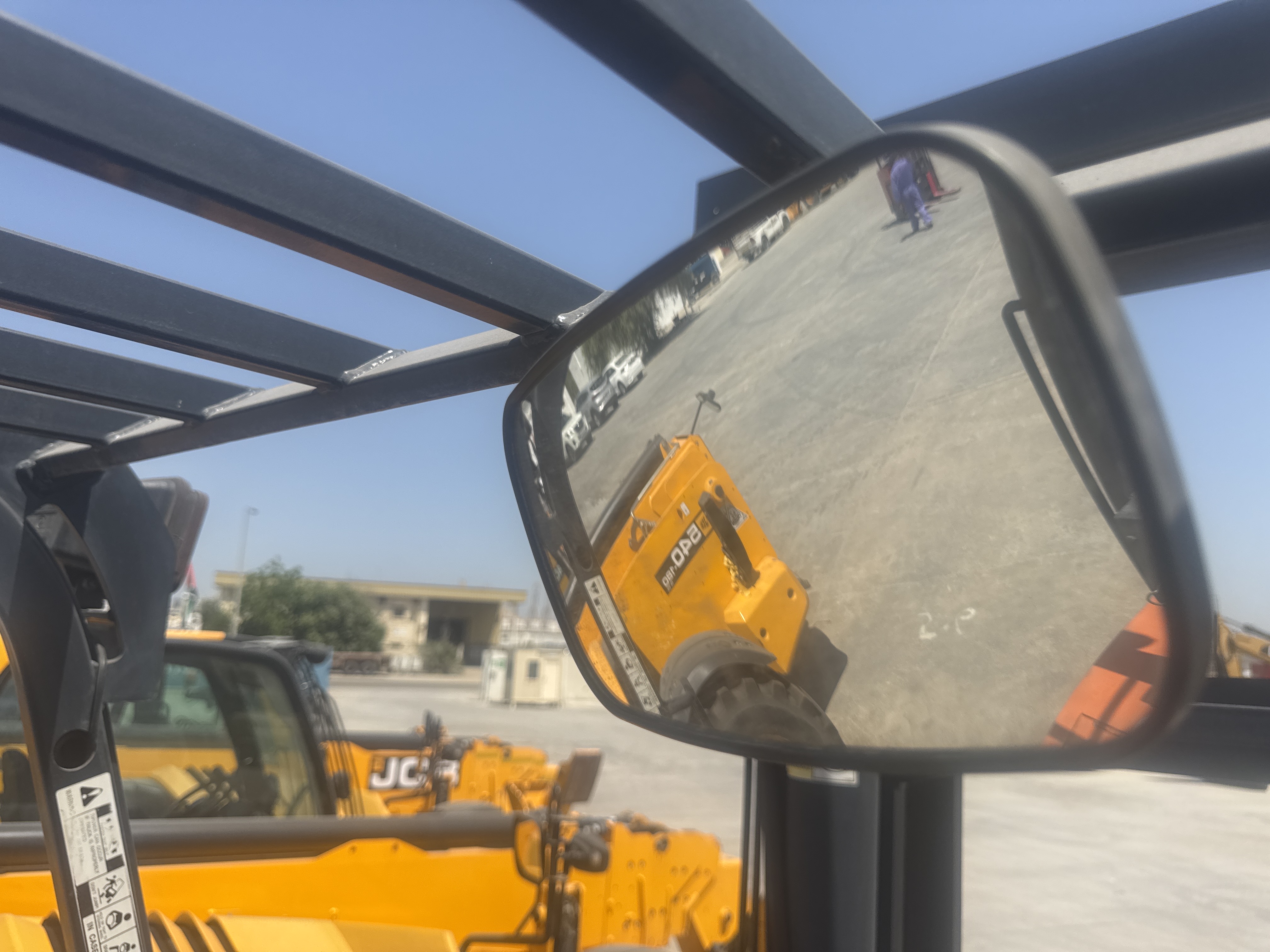 FLM-023-Doosan-D130S-5-Forklifts-inspection-Cabin-Mirrors-1