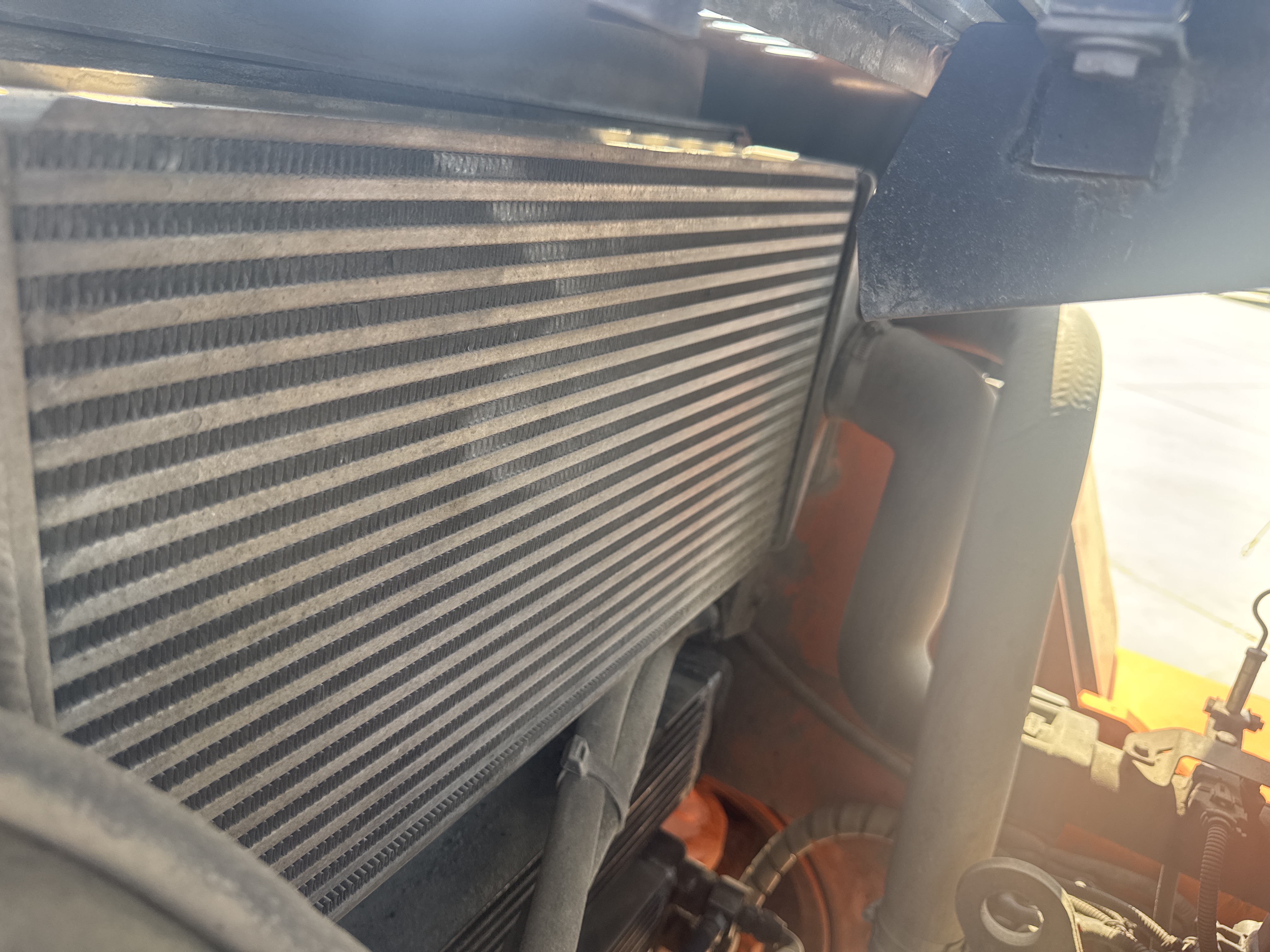 FLM-023-Doosan-D130S-5-Forklifts-inspection-Engine-Radiator,-oil-cooler-and-air-cooler-1