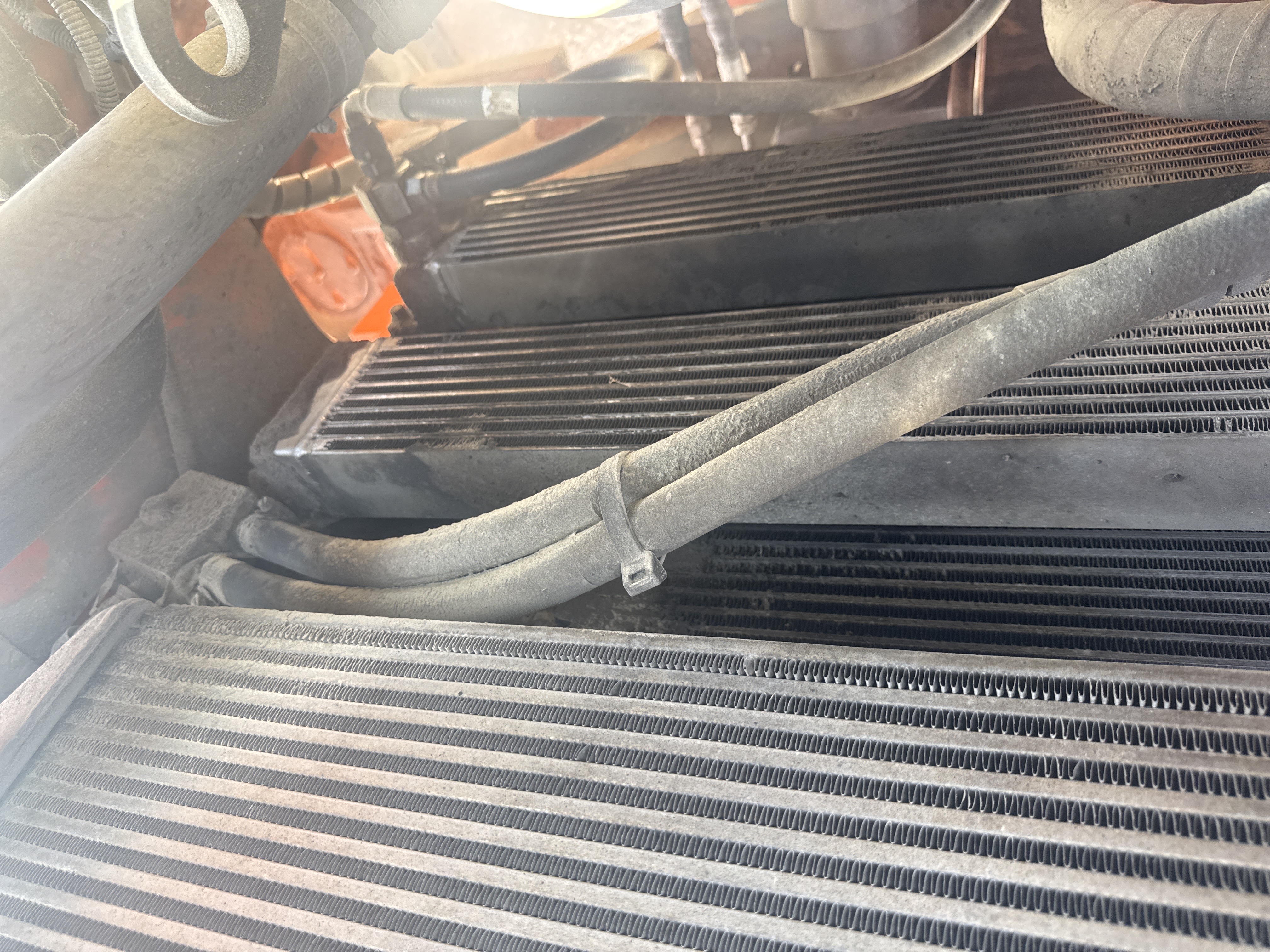 FLM-023-Doosan-D130S-5-Forklifts-inspection-Engine-Radiator,-oil-cooler-and-air-cooler-1