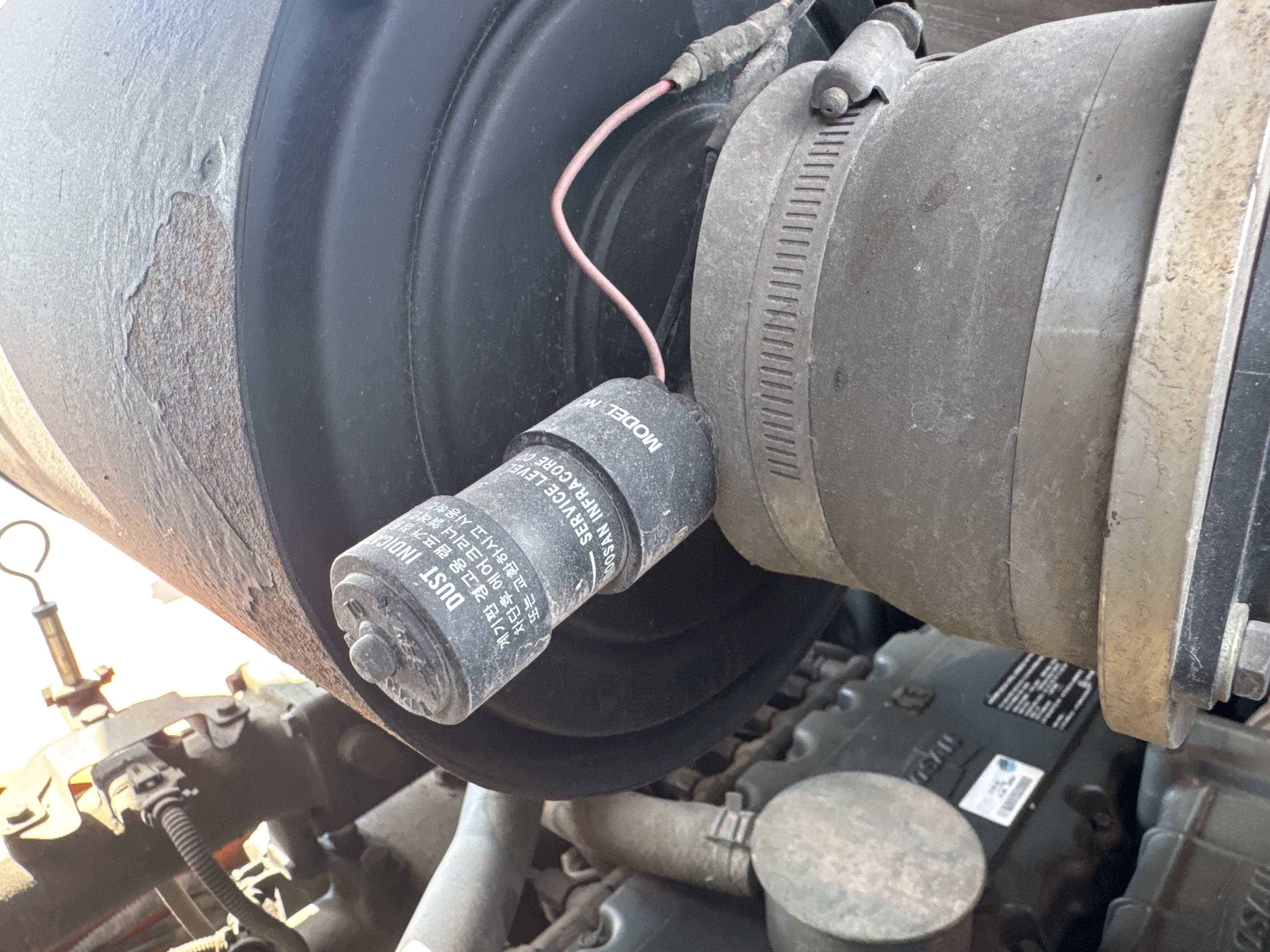 FLM-023-Doosan-D130S-5-Forklifts-inspection-Hydraulics-Wiring-harness-1