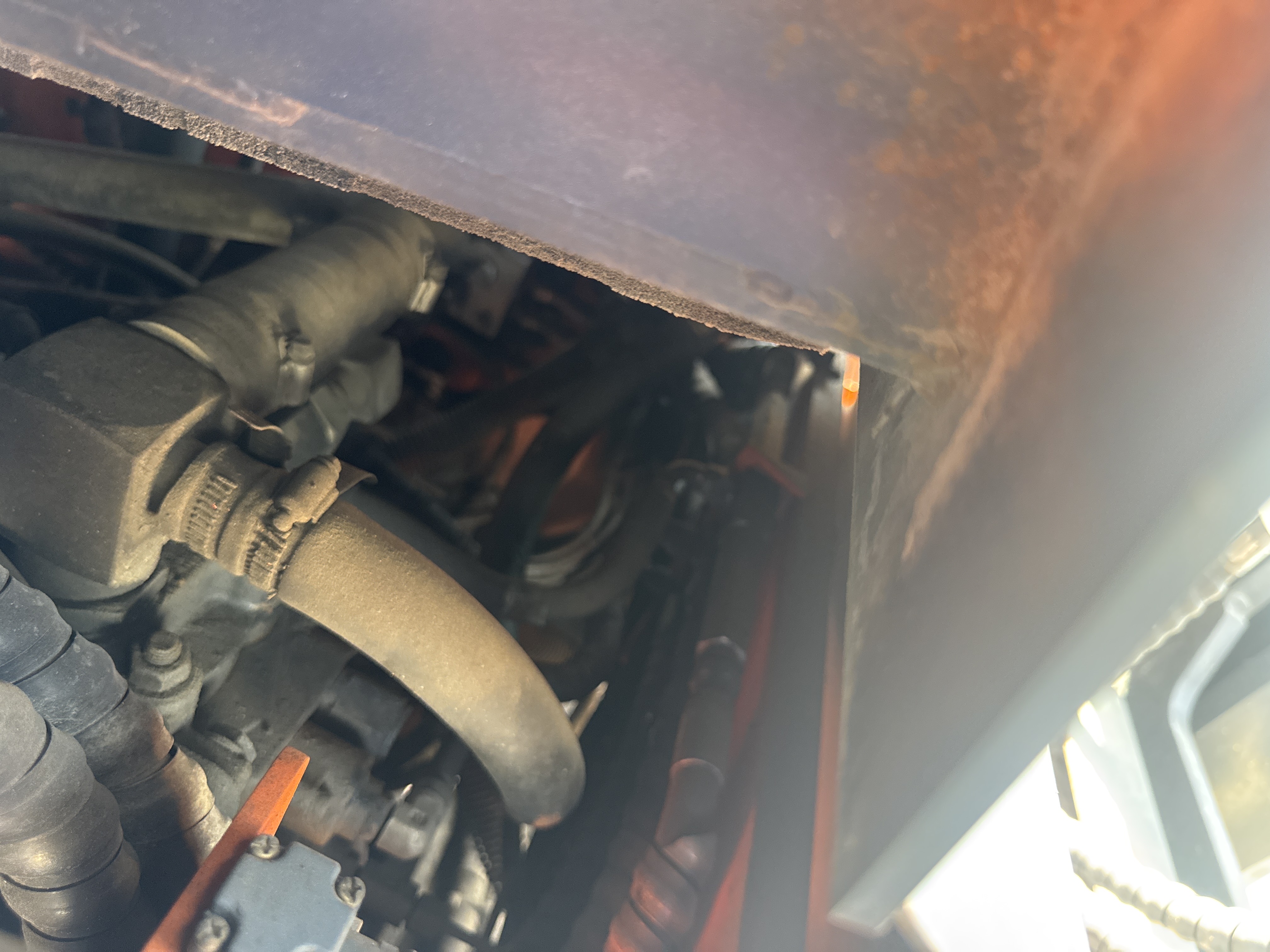 FLM-023-Doosan-D130S-5-Forklifts-inspection-Hydraulics-Main-control-valve-(MCV)-1