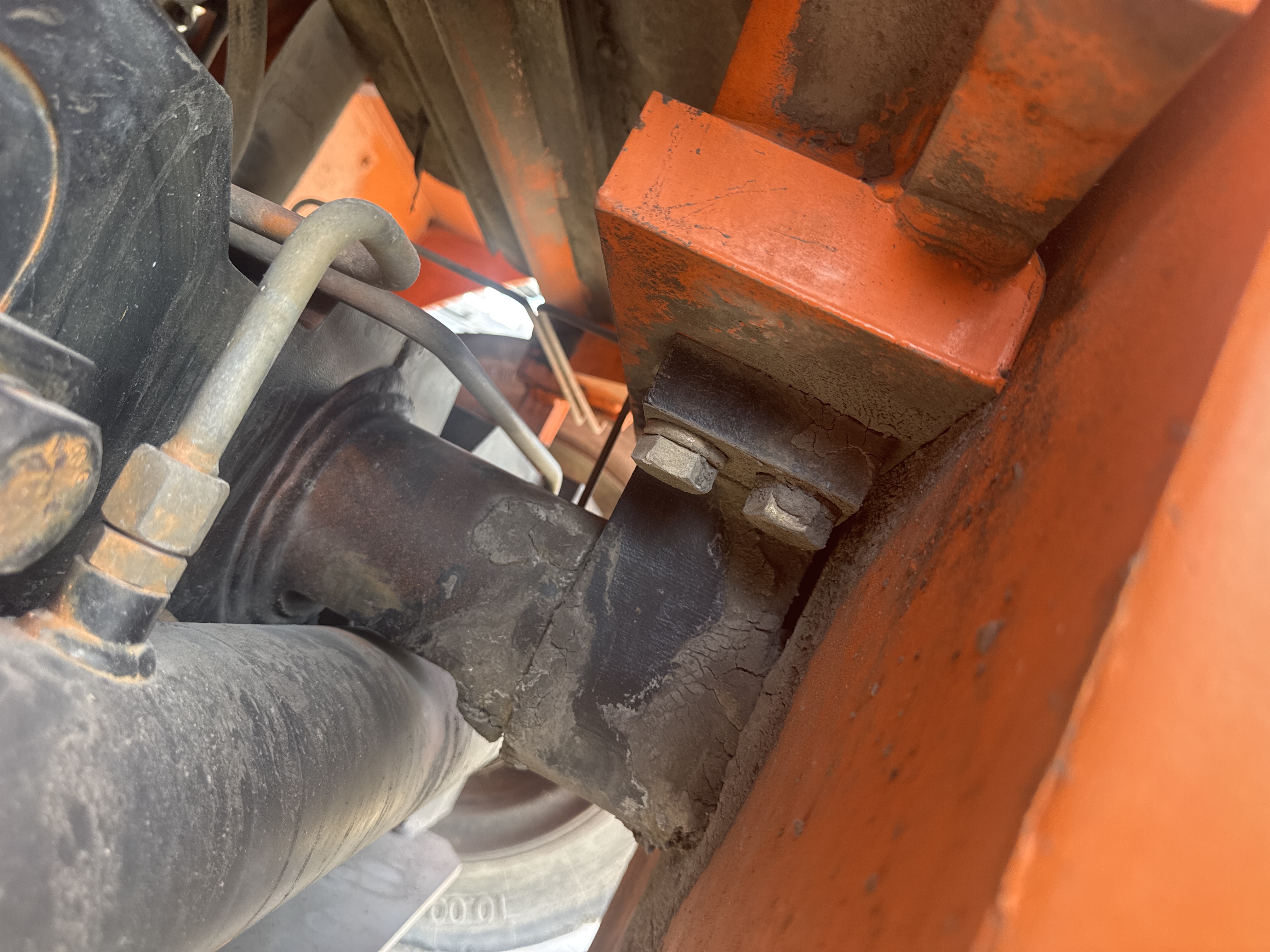 FLM-023-Doosan-D130S-5-Forklifts-inspection-Safety-Counter-weight-bolts-1