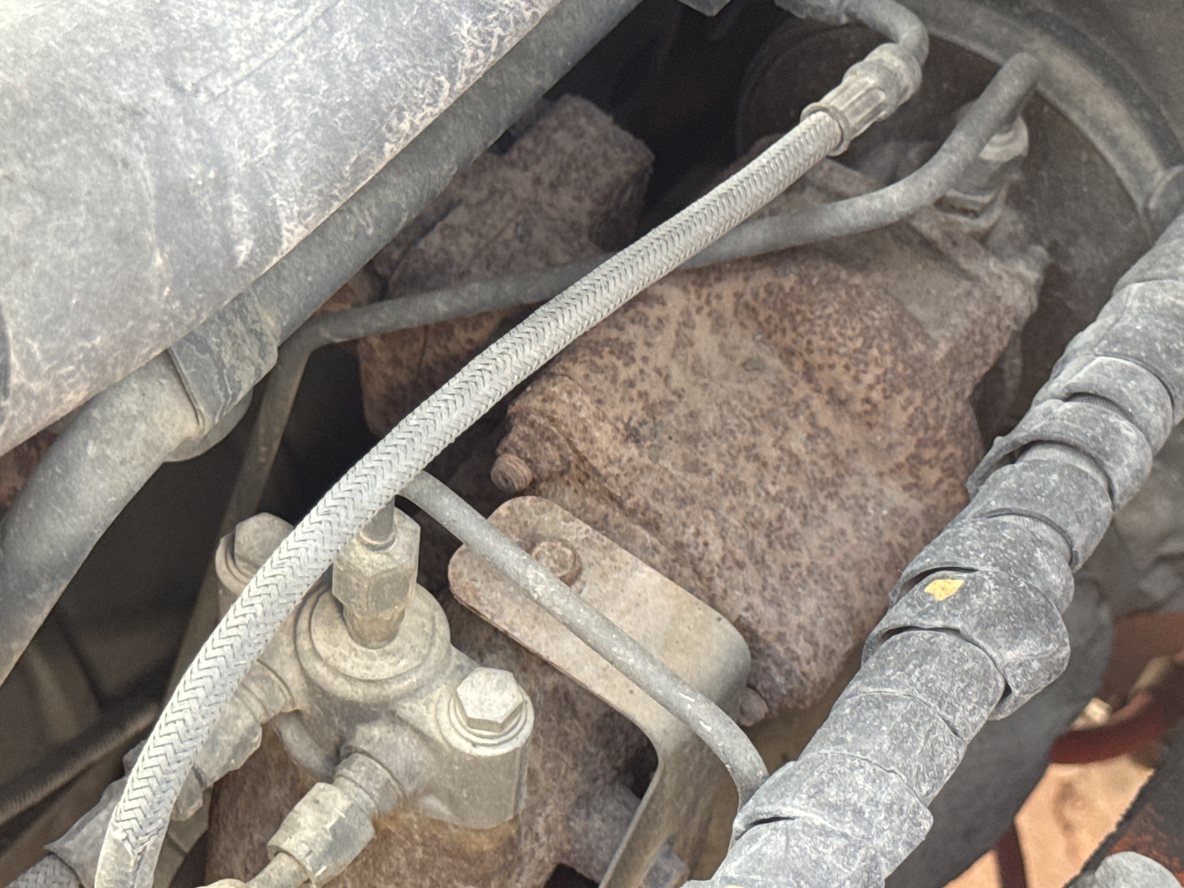 FLM-023-Doosan-D130S-5-Forklifts-inspection-Engine-Turbo-1