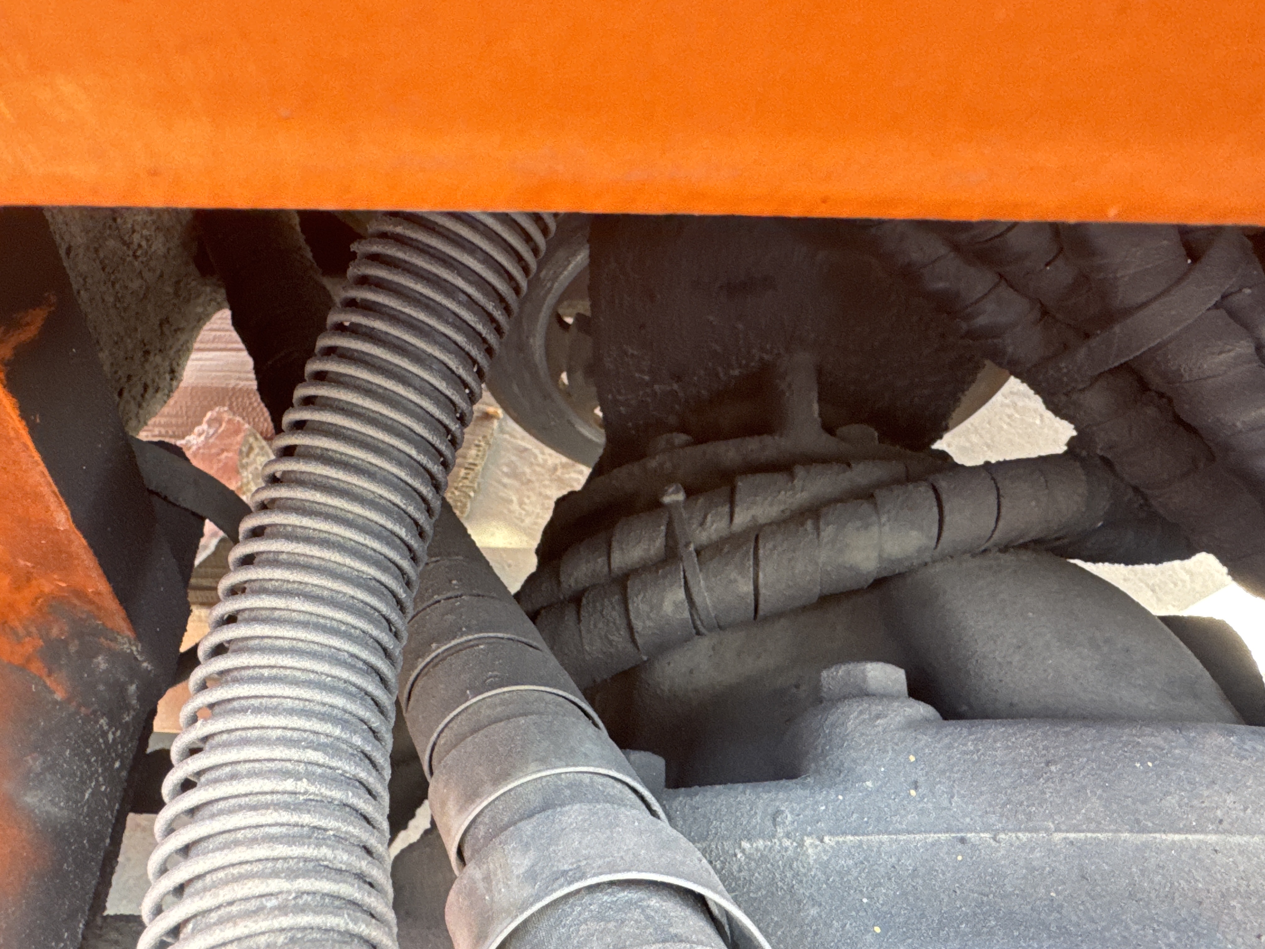 FLM-023-Doosan-D130S-5-Forklifts-inspection-Drive-system-Axle-housing-1