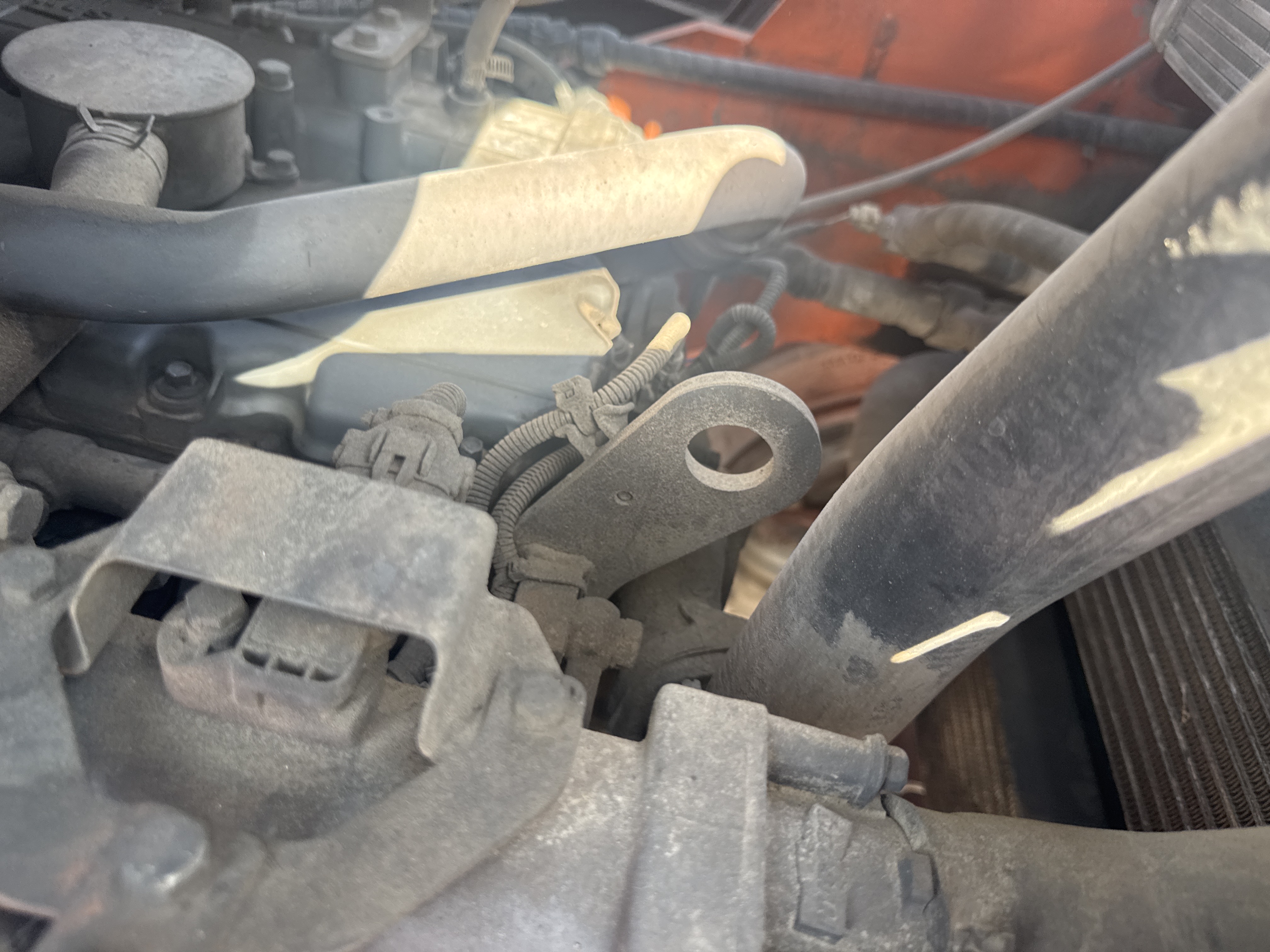 FLM-023-Doosan-D130S-5-Forklifts-inspection-Engine-Engine-oil-leaks-1