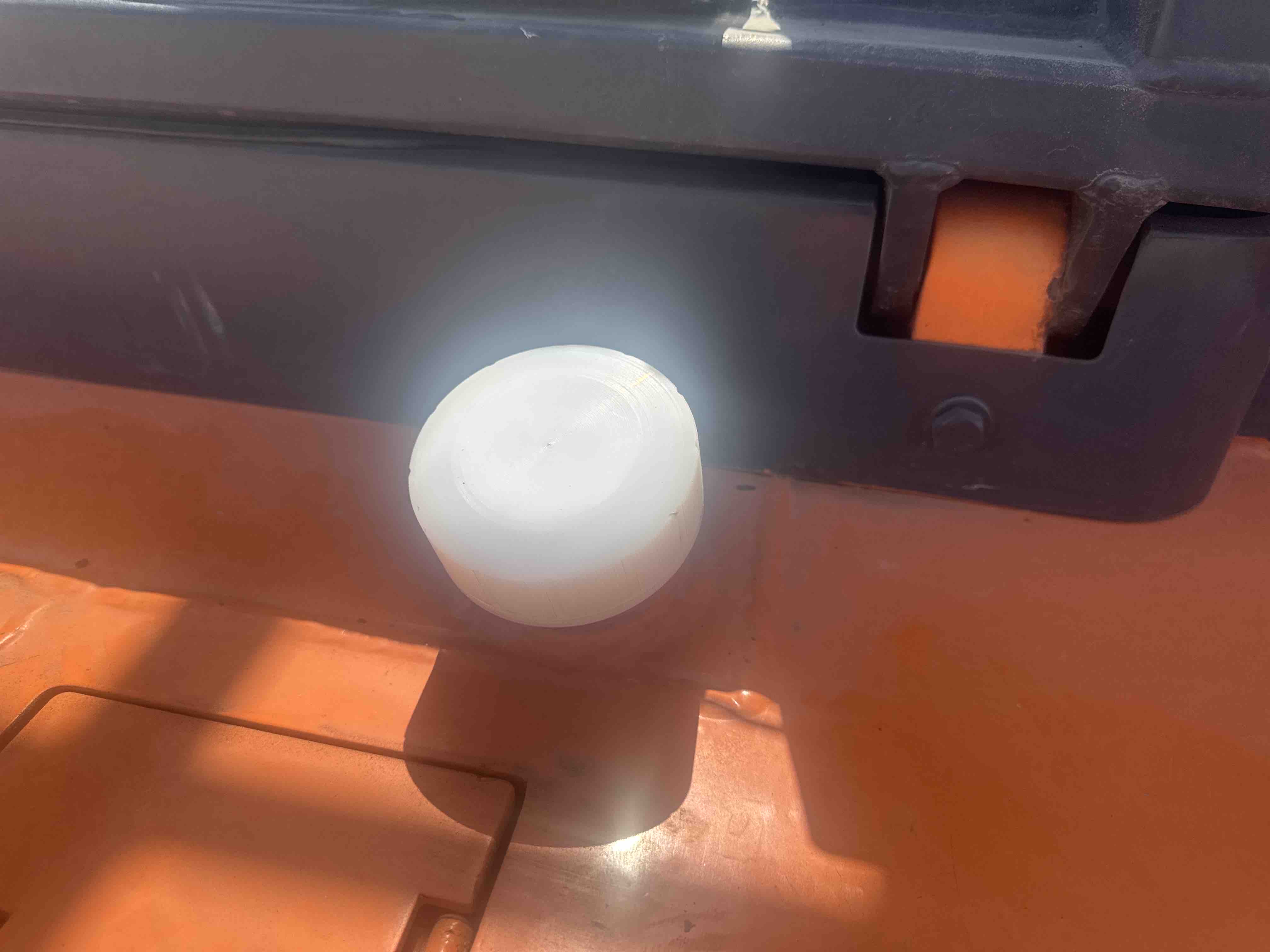 FLM-023-Doosan-D130S-5-Forklifts-inspection-Engine-Fuel-tank-1