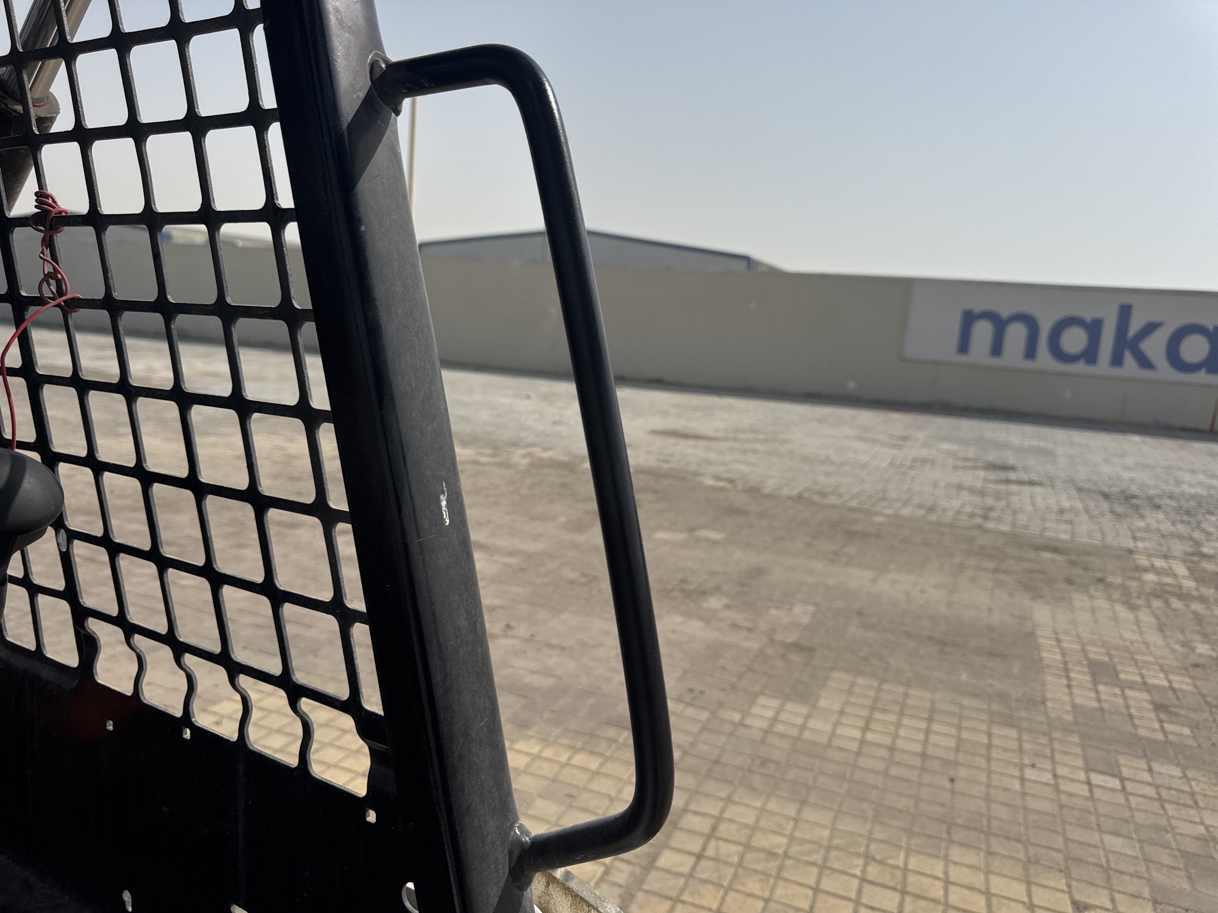 SSL-019-بوبكات-S150-لوادر-انزلاقية-بعجلات-فحص-الهيكل-الدرابزين-1