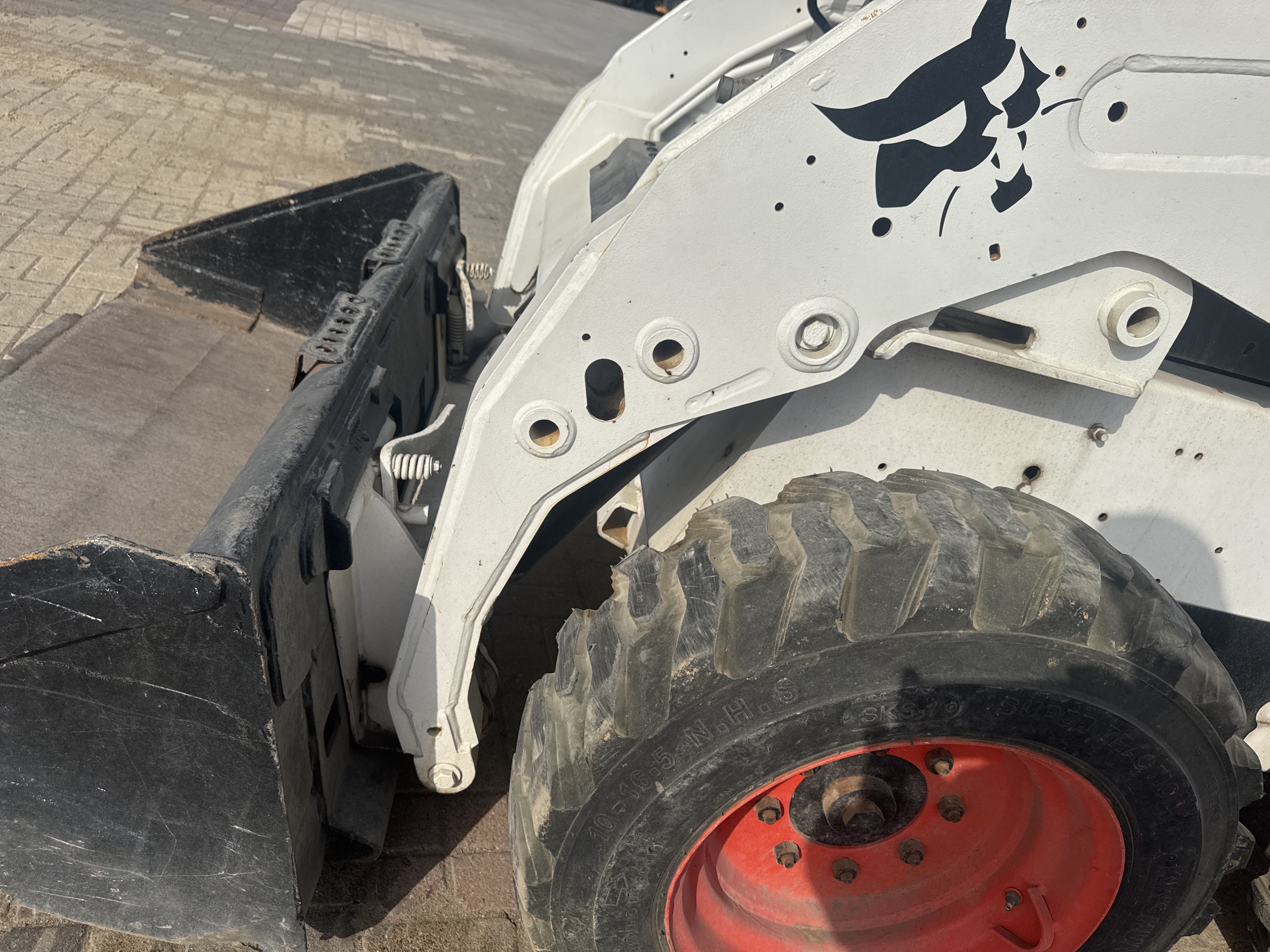 SSL-019-بوبكات-S150-لوادر-انزلاقية-بعجلات-فحص-الهيدروليك-ذراع-الرفع-1