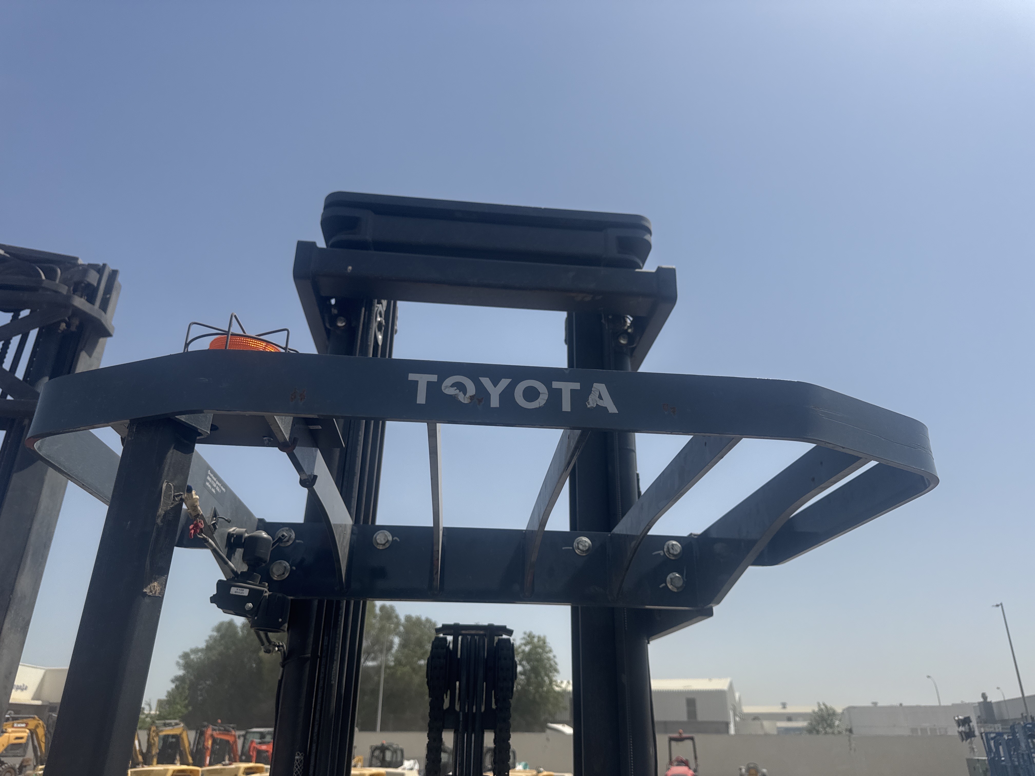 RTM-009-Toyota-9BRU23-Reach-trucks-inspection-Chassis-Carriage-1