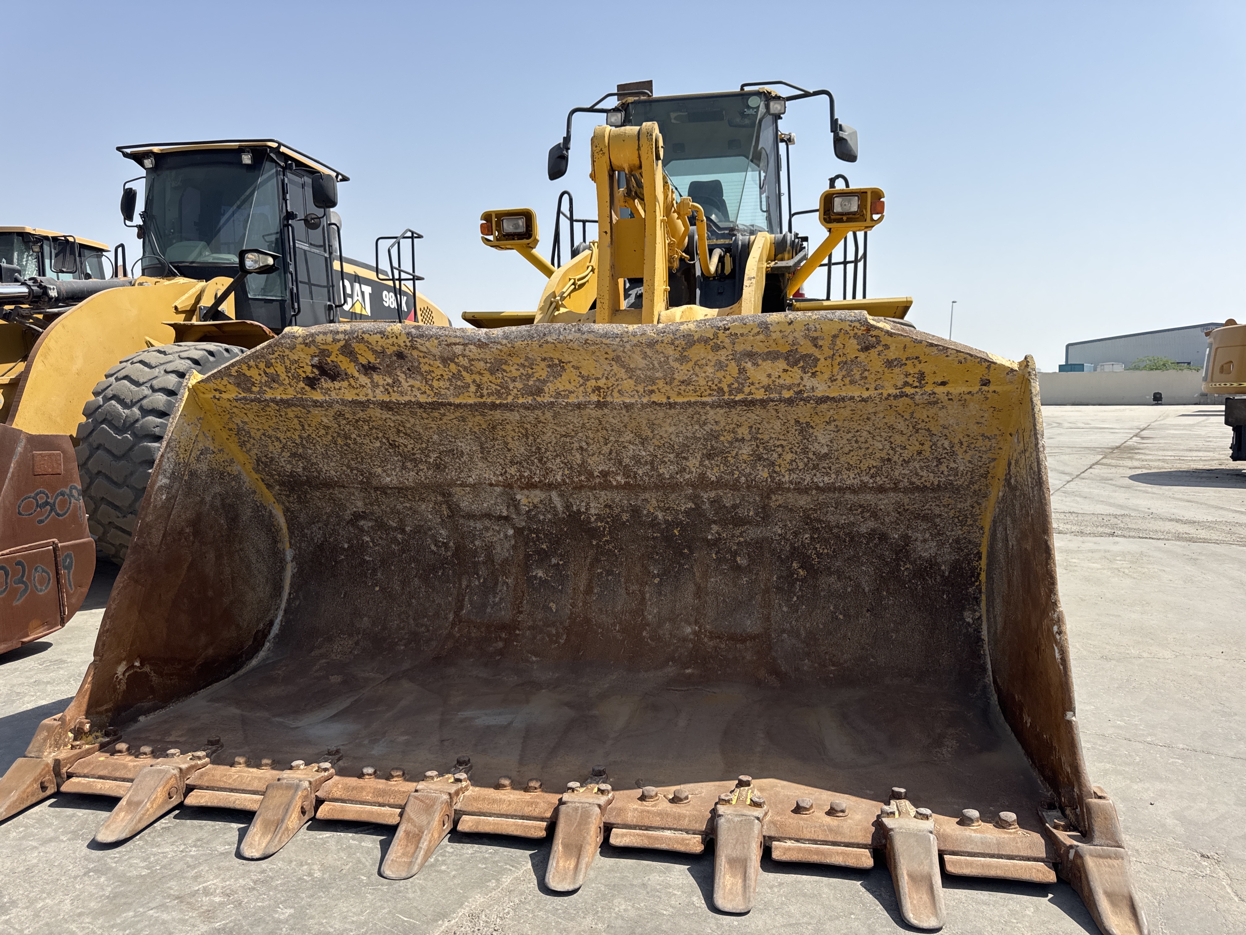 WHL-018-كوماتسو-WA500-6R-لوادر-بعجلات-فحص-الهيكل-الصبغ-1