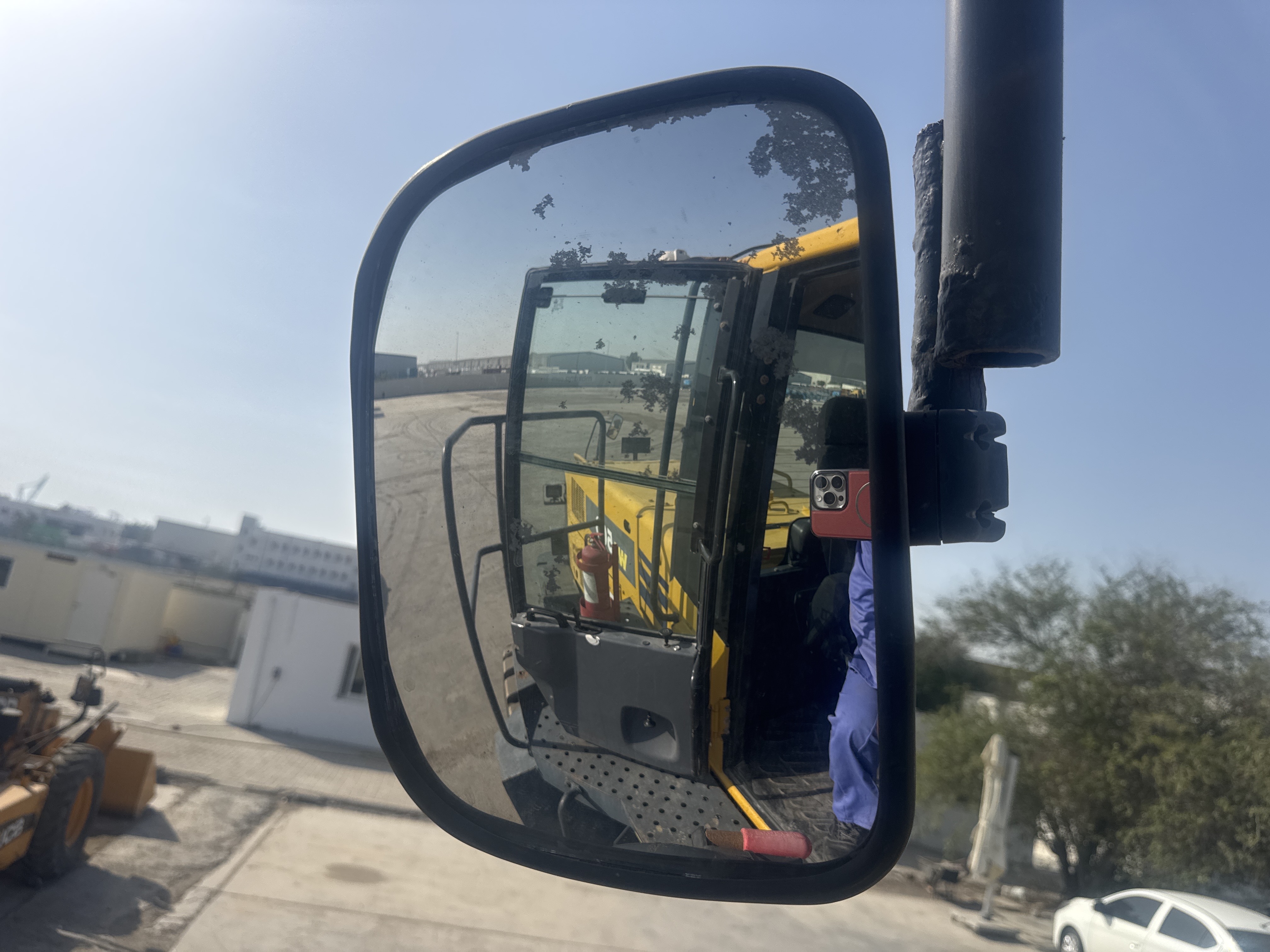 WHL-018-كوماتسو-WA500-6R-لوادر-بعجلات-فحص-الكابينة-المرايا-1