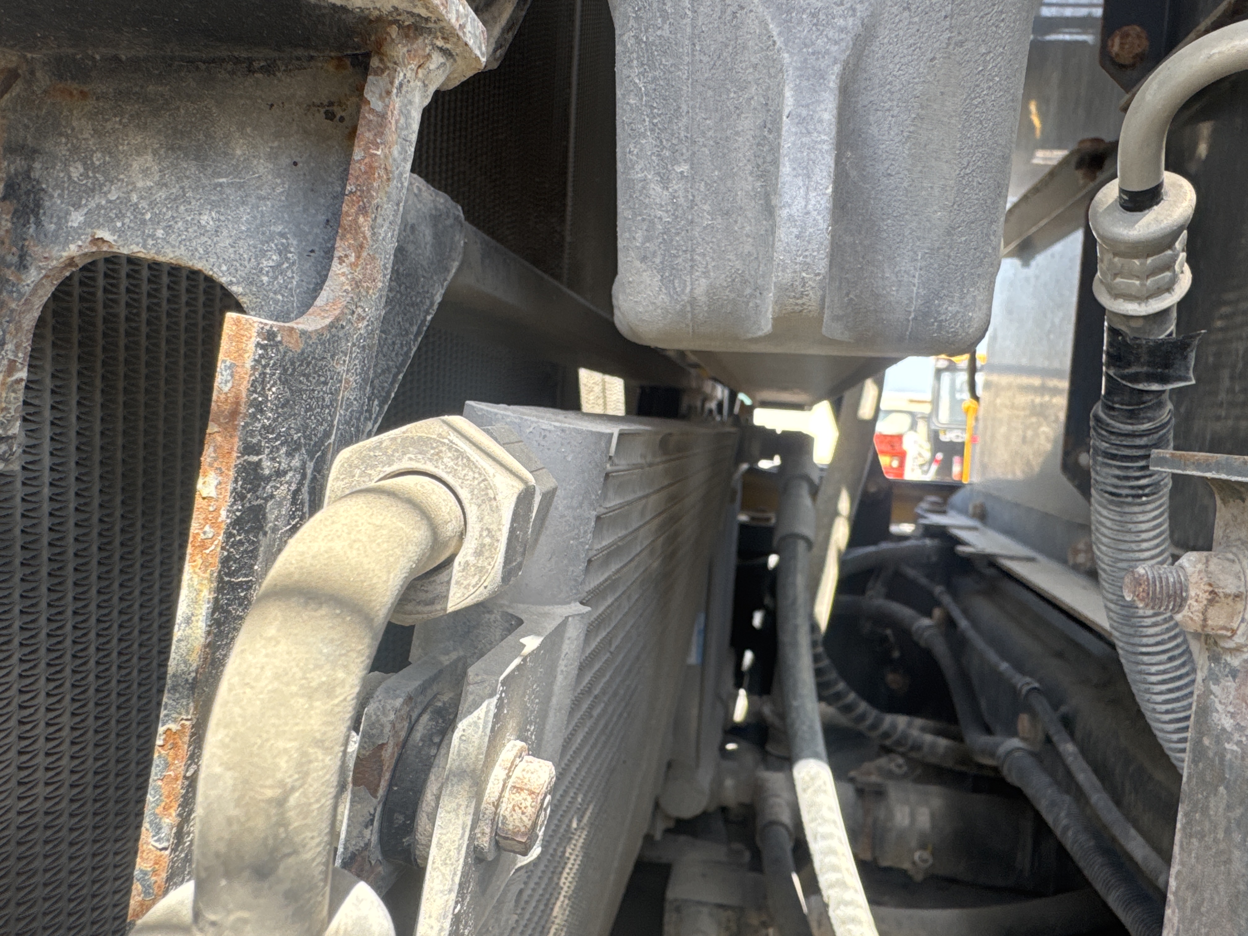 WHL-018-كوماتسو-WA500-6R-لوادر-بعجلات-فحص-المحرك-المبرد،-المكثف،-المبرد-المتوسط،-المبرد-الهيدروليكي-1