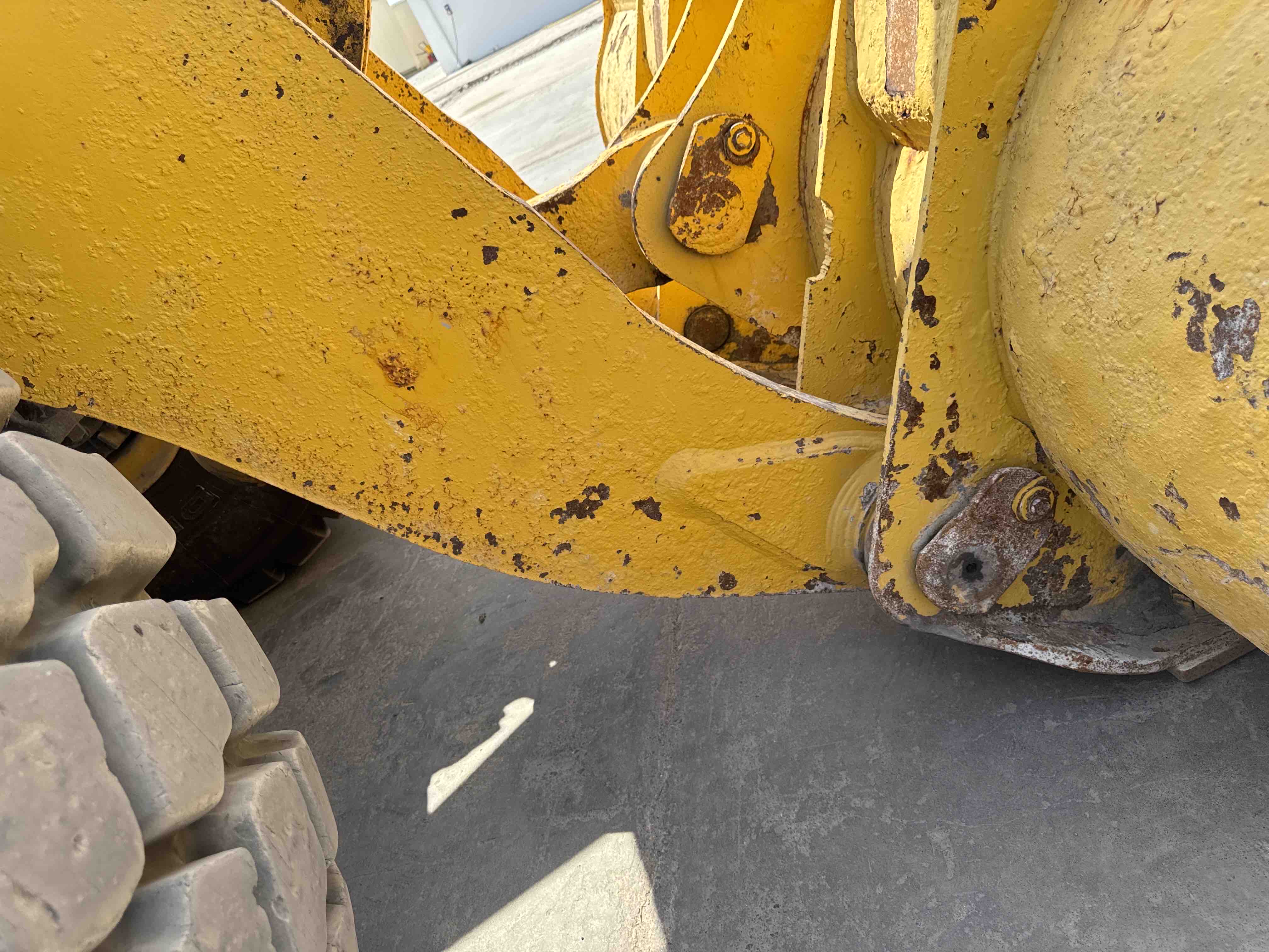 WHL-018-كوماتسو-WA500-6R-لوادر-بعجلات-فحص-الهيدروليك-الدبابيس-والبطانات-الواصلة-بين-ذراع-الرفع-والدلو-1