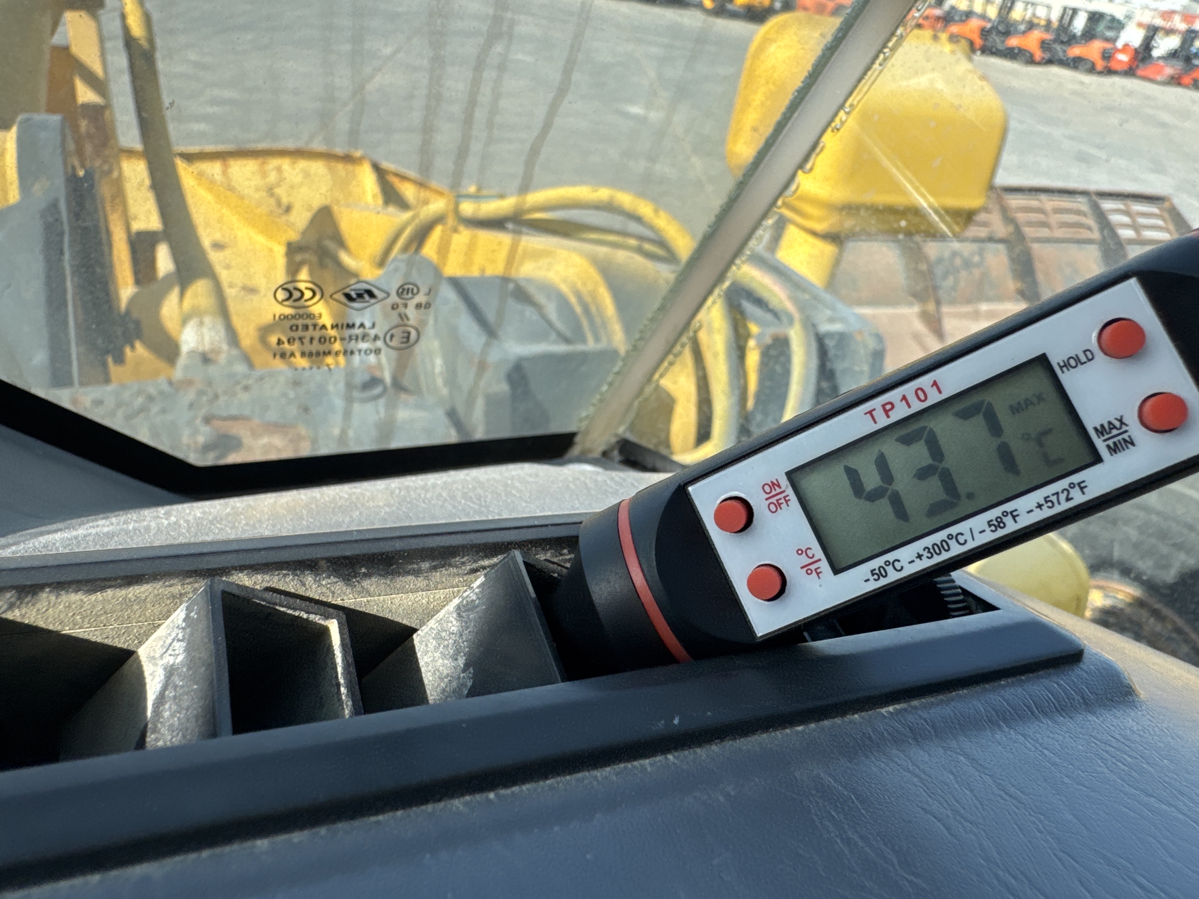 WHL-018-كوماتسو-WA500-6R-لوادر-بعجلات-فحص-نظام-التكييف-نظام-التسخين-1