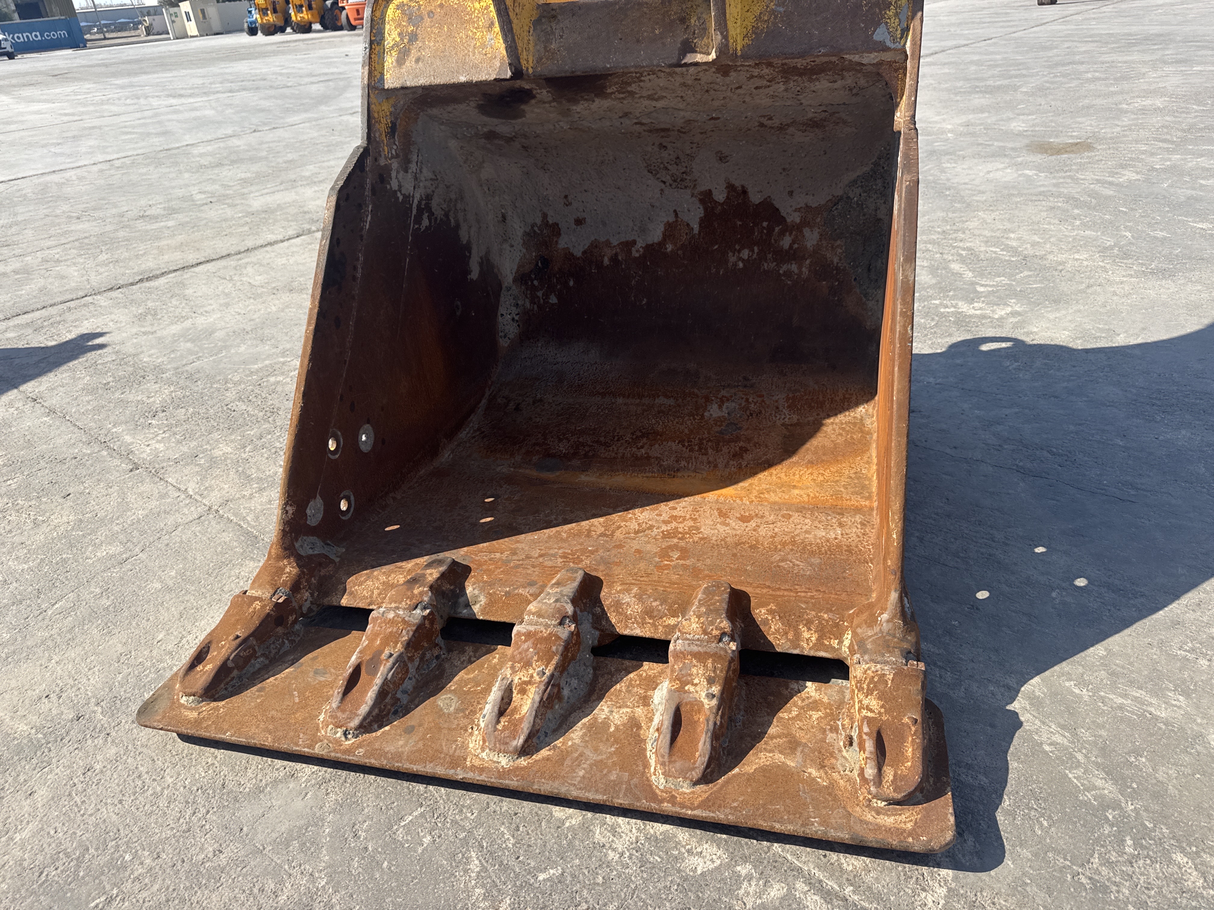 WLX-003-كاتربيلر-M318D-حفارات-ذات-عجلات-فحص-الملحق-دلو-الحفارة-1